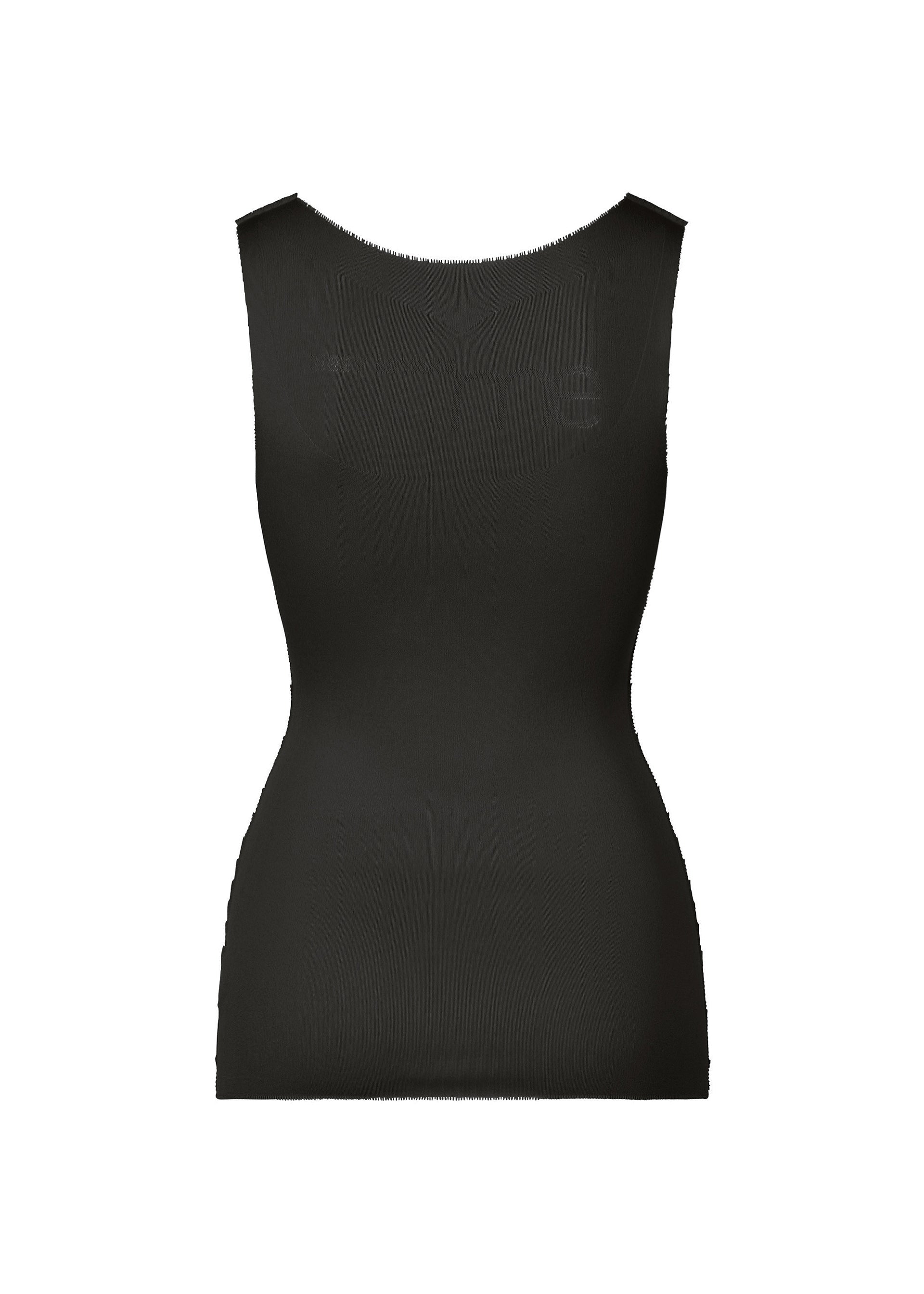 Zoomed view The FIT INNER by me ISSEY MIYAKE is a sleeveless, fitted black tank top with a crew neck, featuring quick-drying and moisture-wicking properties, shown against a plain white background.