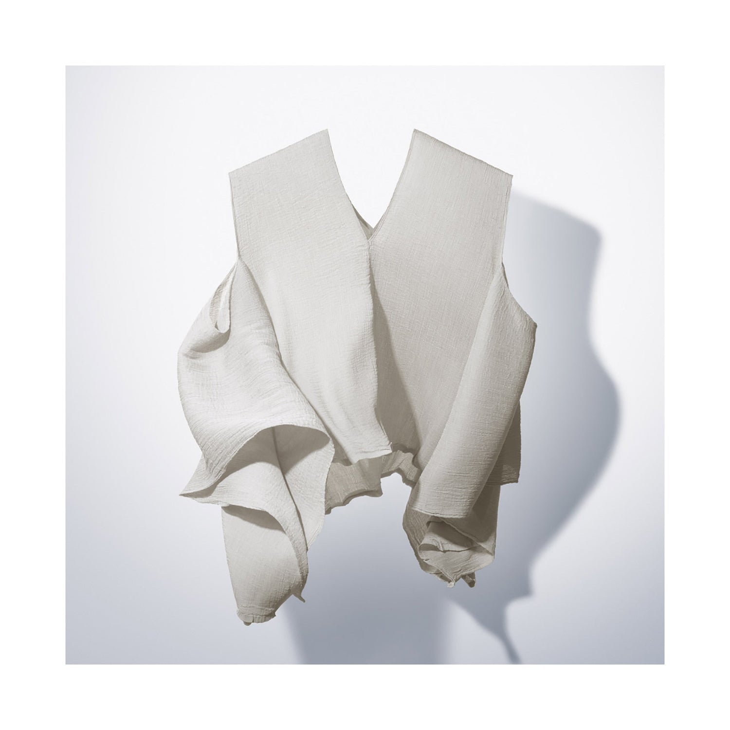 me ISSEY MIYAKE CATALOG LIST