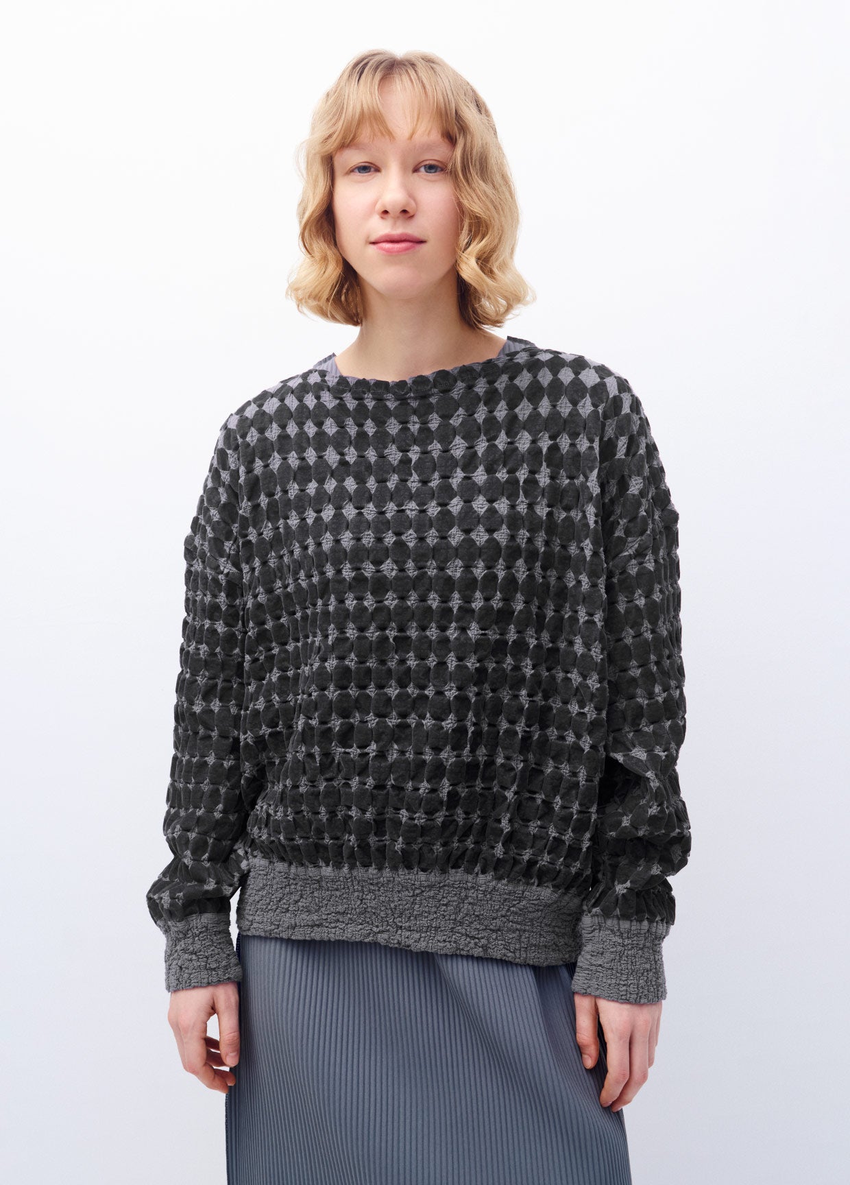 me ISSEY MIYAKE LOOK