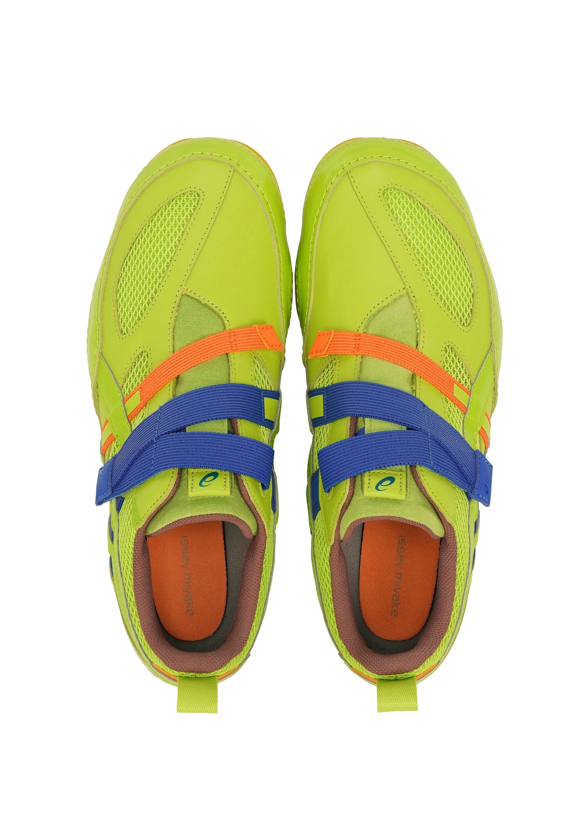HYPER TAPING – ISSEY MIYAKE ONLINE STORE
