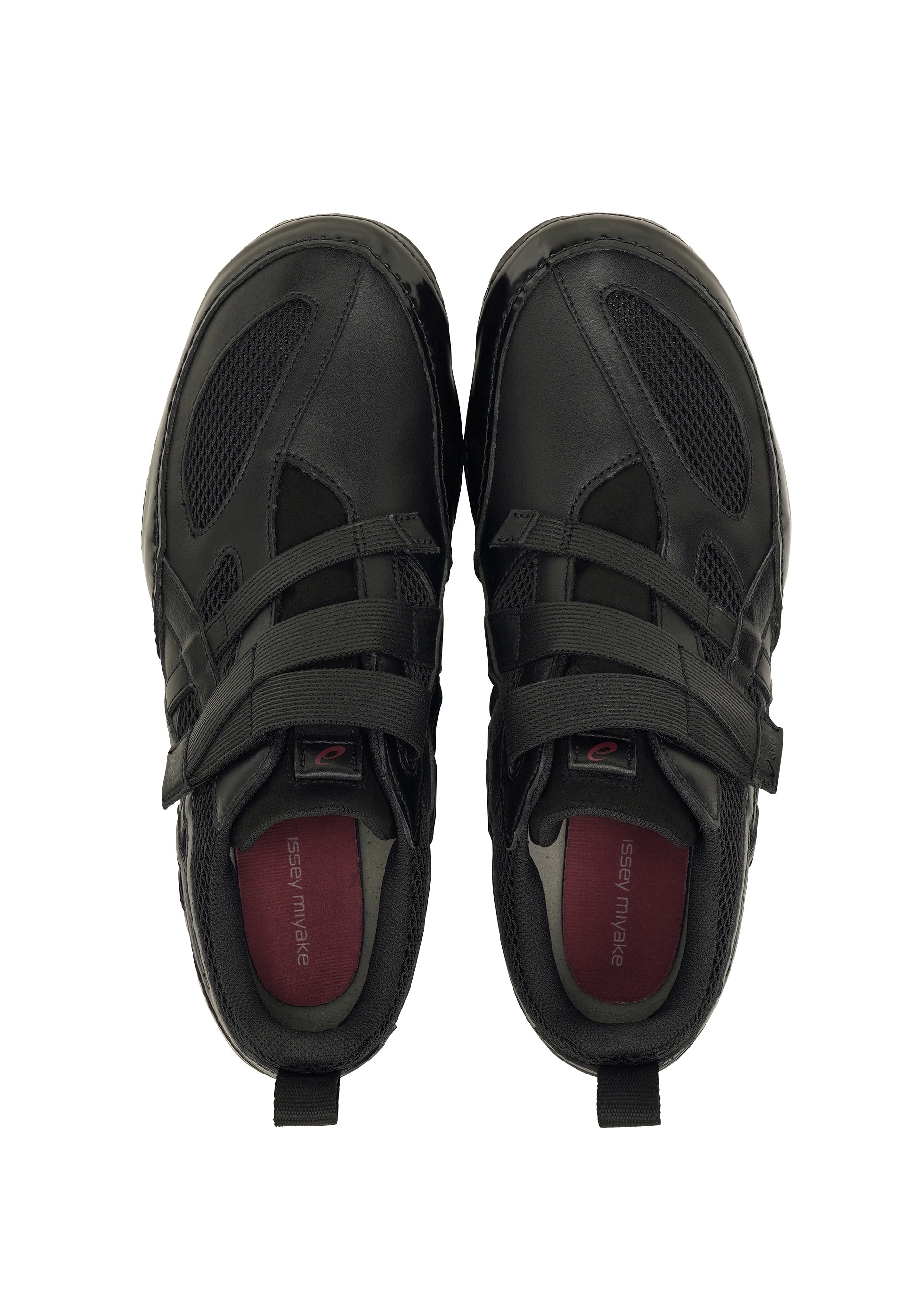 HYPER TAPING – ISSEY MIYAKE ONLINE STORE