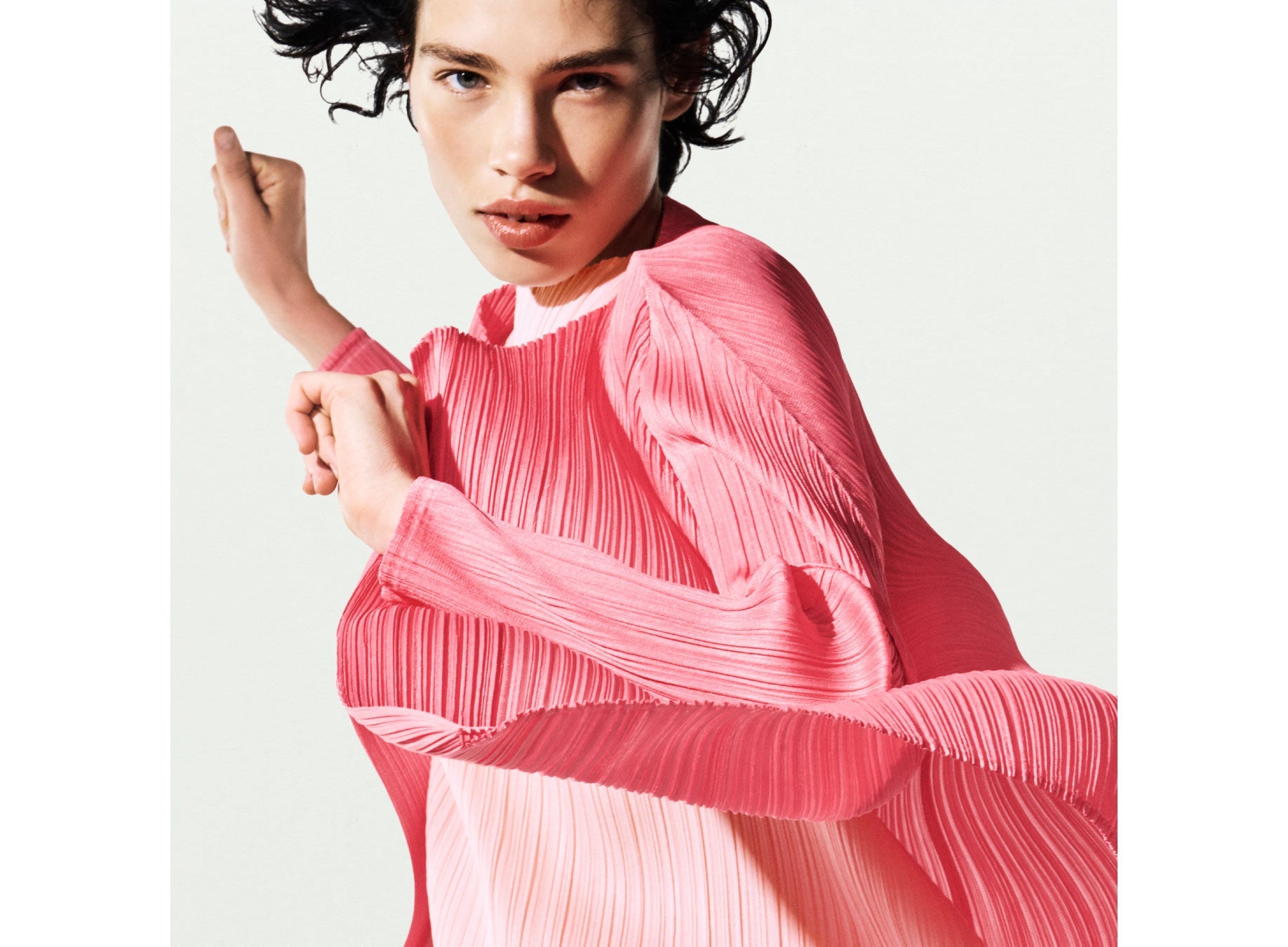 PLEATS PLEASE ISSEY MIYAKE – ISSEY MIYAKE ONLINE STORE