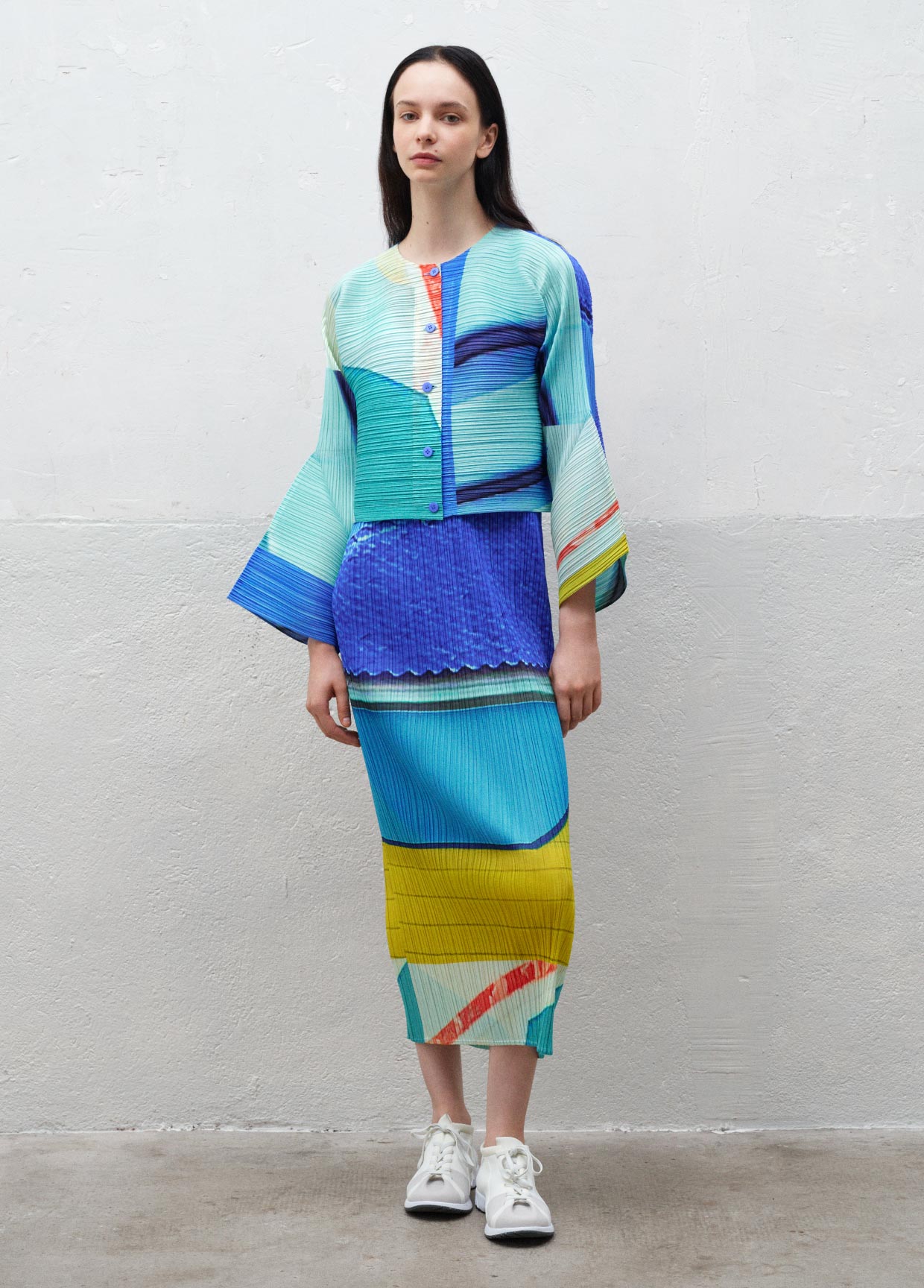 PLEATS PLEASE ISSEY MIYAKE LOOK 6