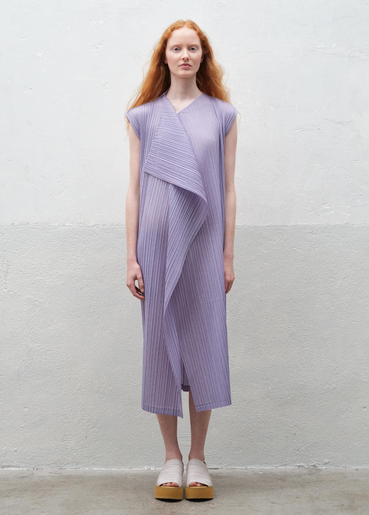 PLEATS PLEASE ISSEY MIYAKE LOOK 24