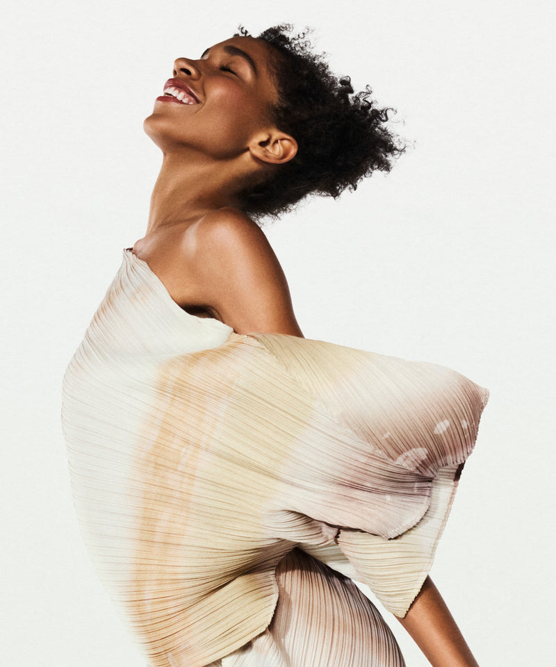 Introducing Items EAU ISSEY MIYAKE ONLINE STORE Introducing Items EAU ISSEY MIYAKE ONLINE STORE