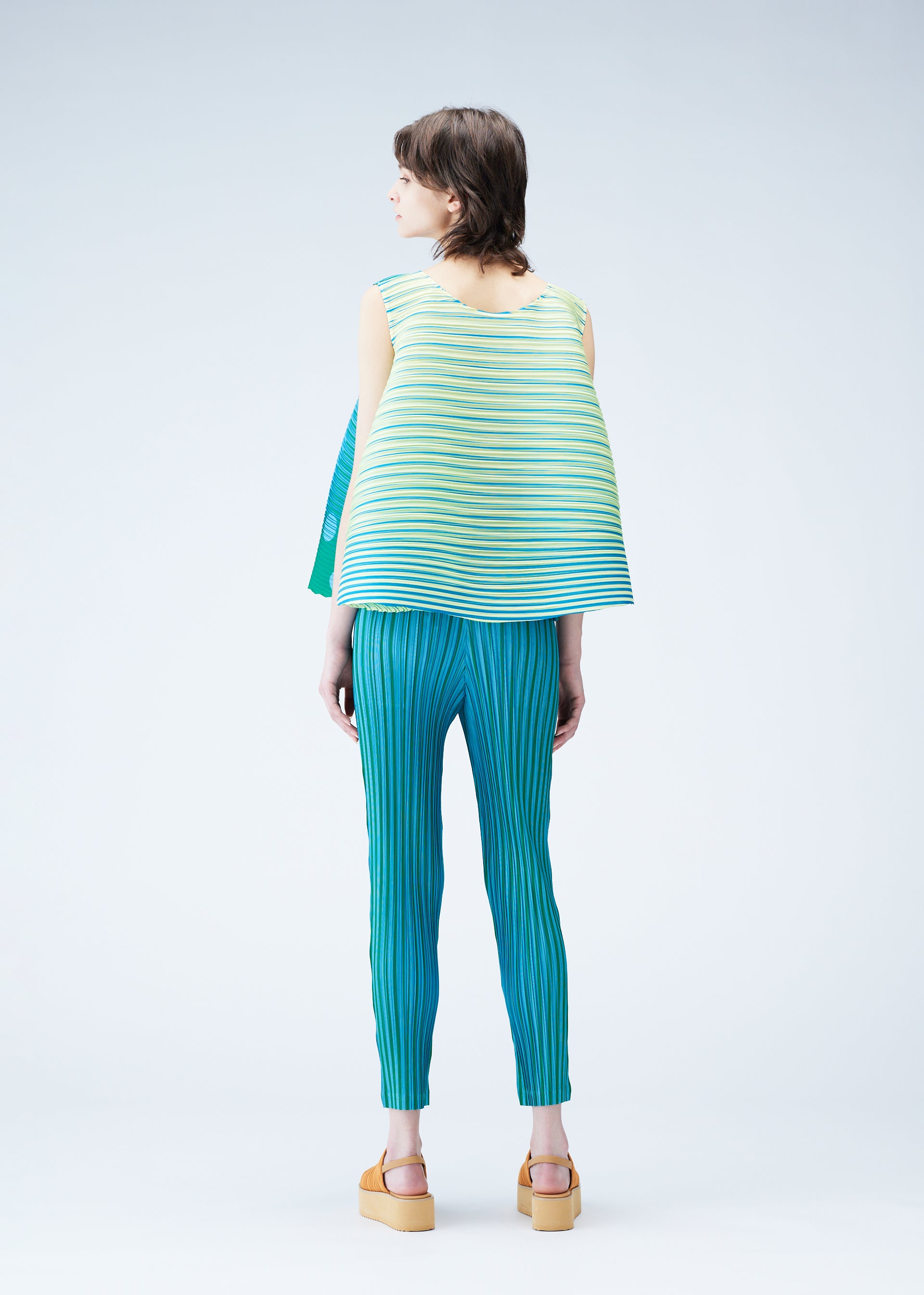 VEGE MIX 1 TOP – ISSEY MIYAKE ONLINE STORE