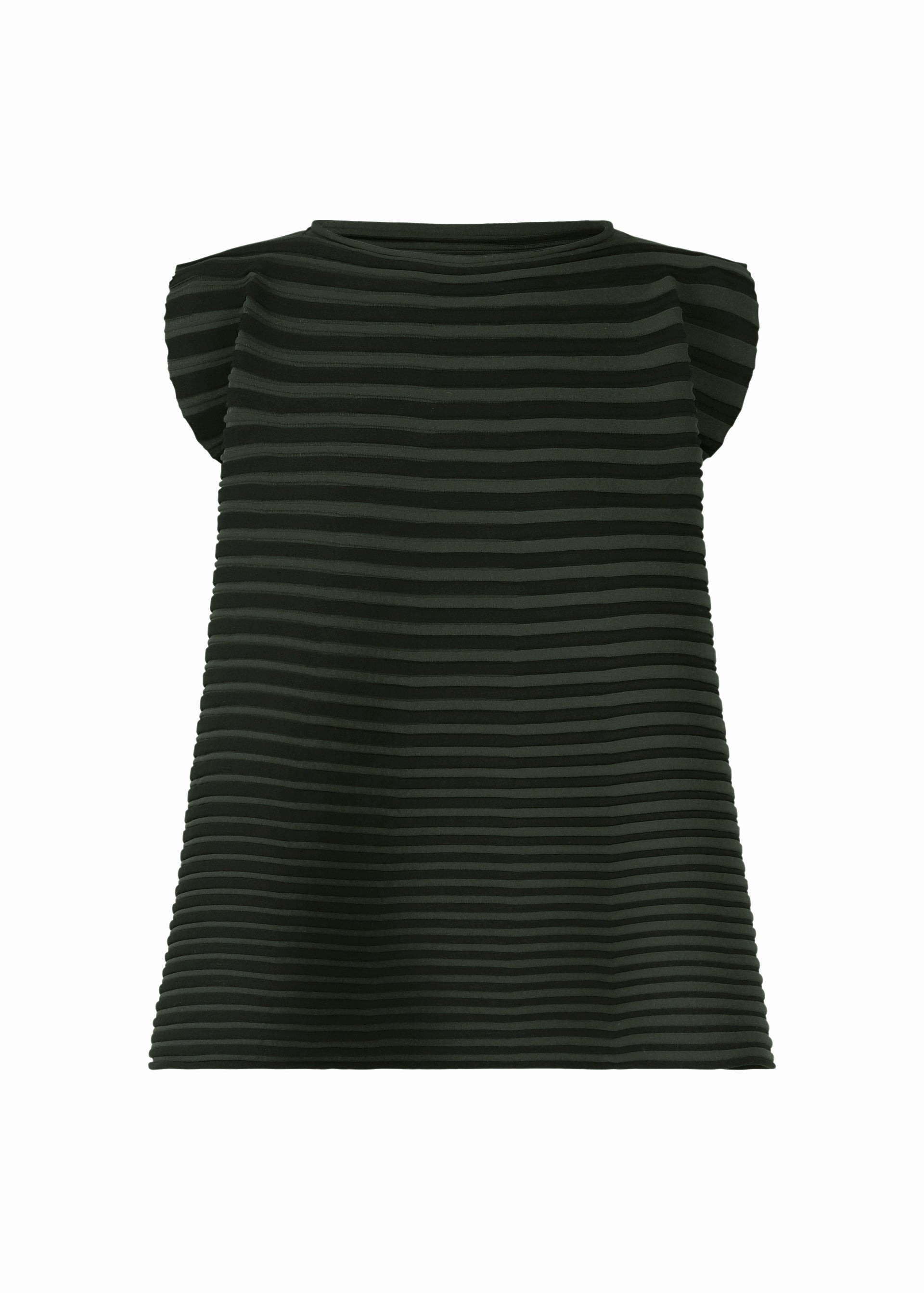 BOUNCE KNIT TOP – ISSEY MIYAKE ONLINE STORE