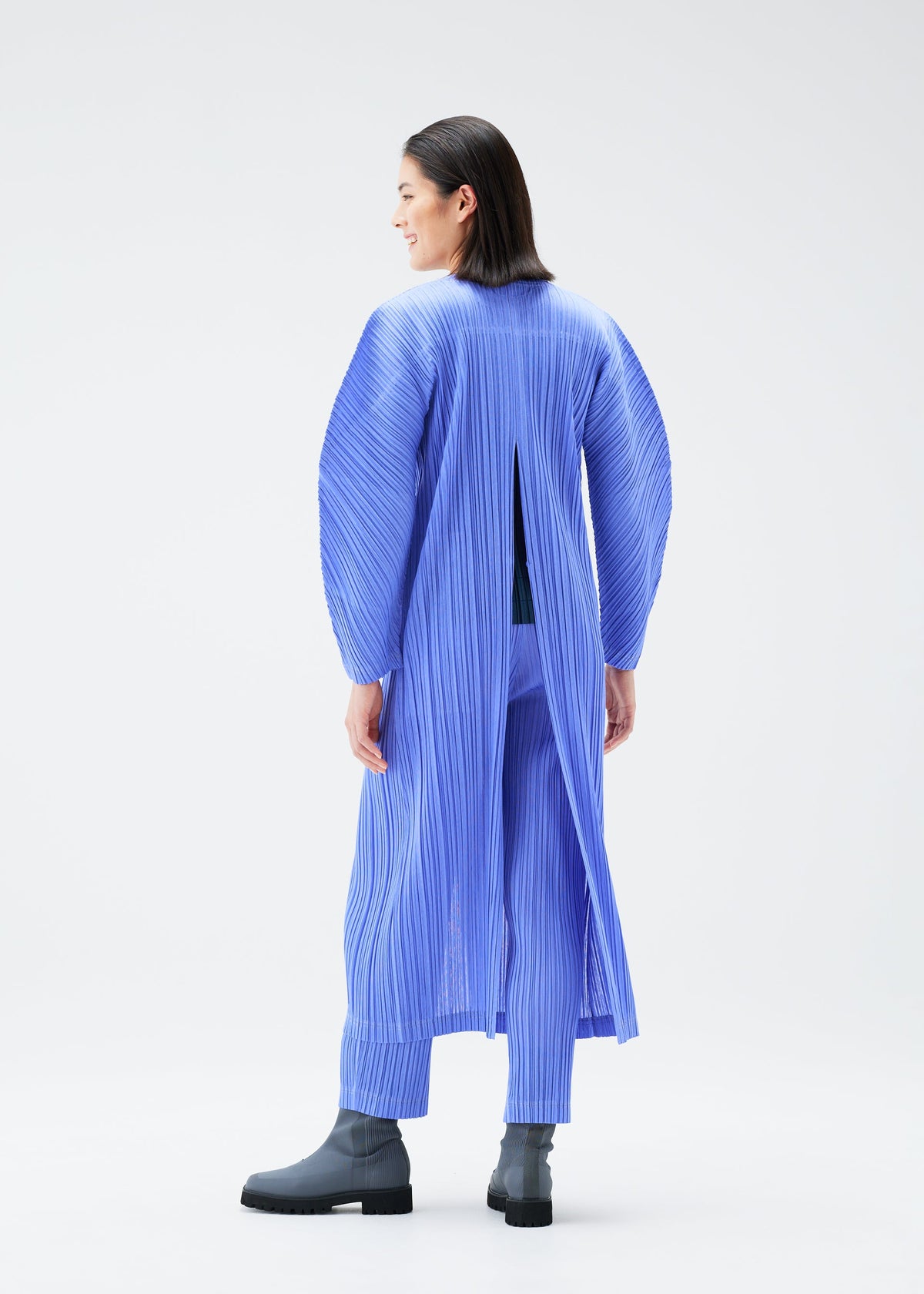 RAMIE PLEATS