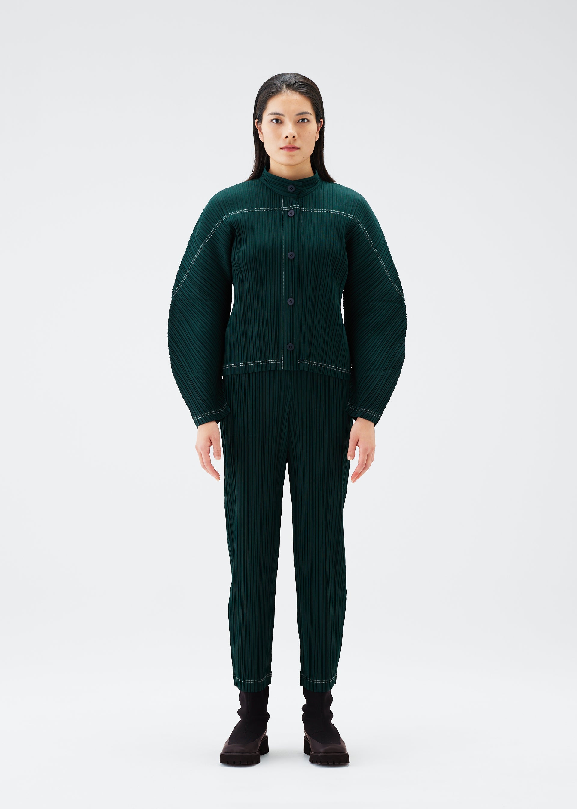 PLEATS PLEASE ISSEY MIYAKE – ISSEY MIYAKE ONLINE STORE