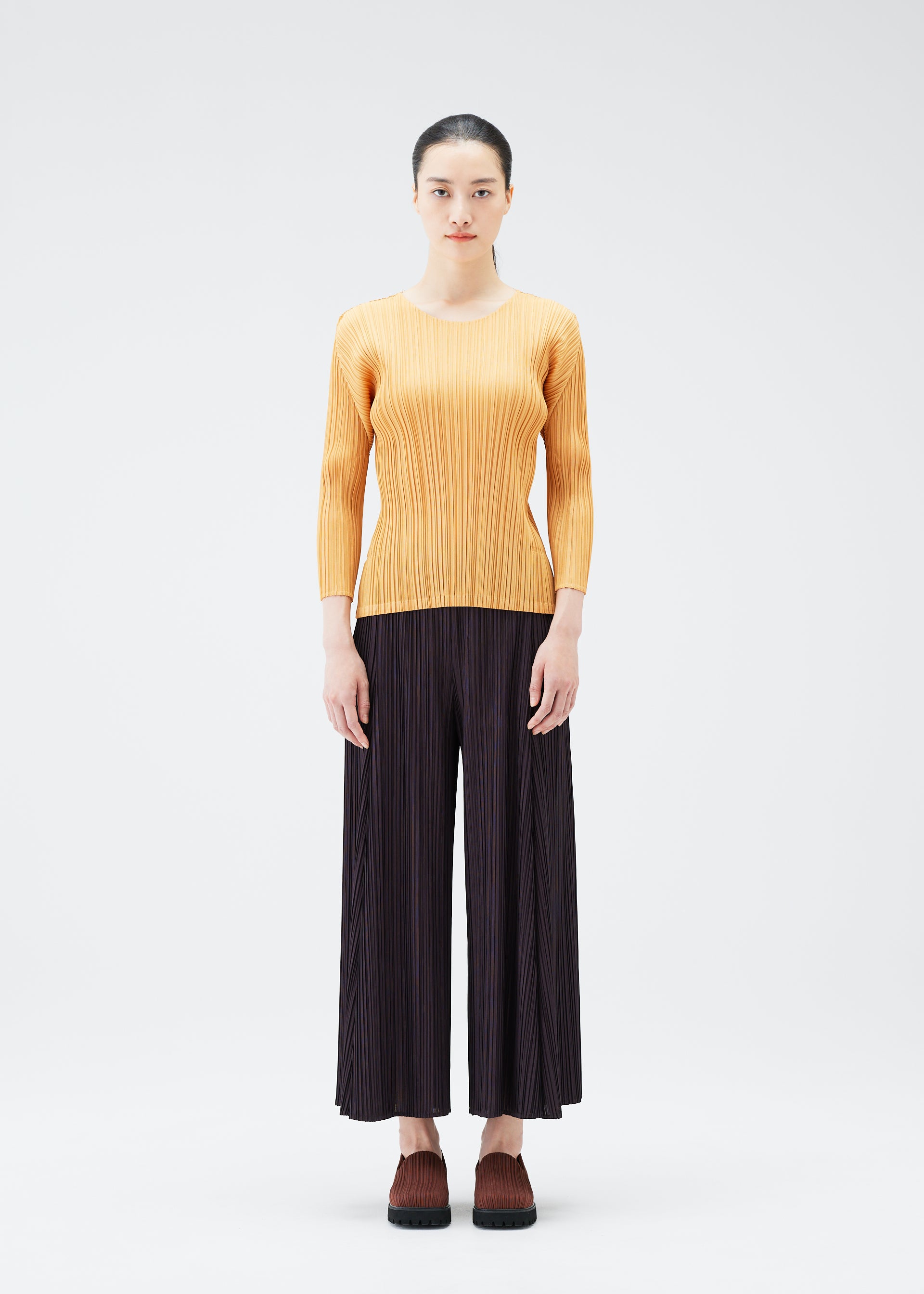 MELLOW PLEATS PANTS