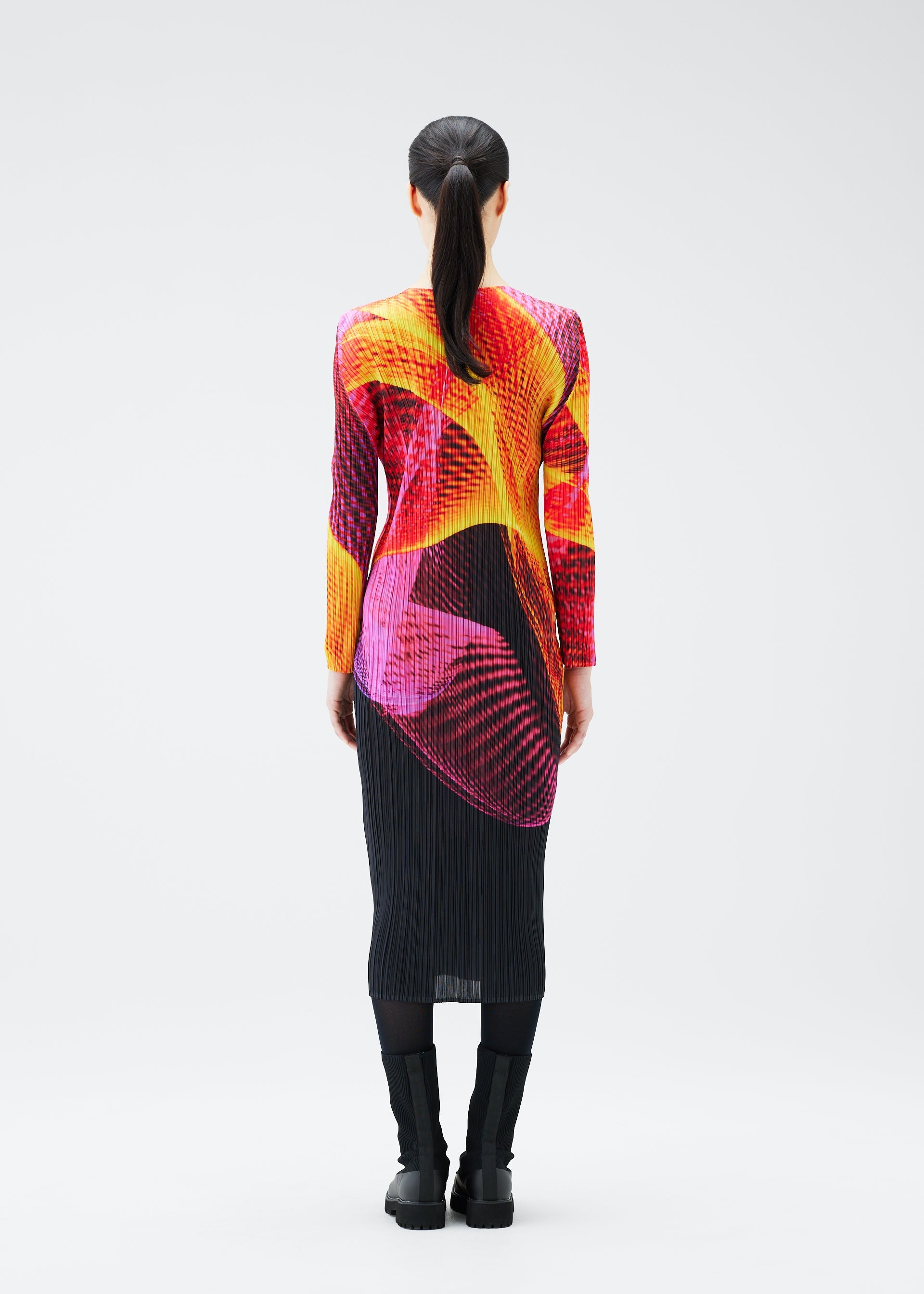 SPECTRUM, Women's dress, wearing image 3