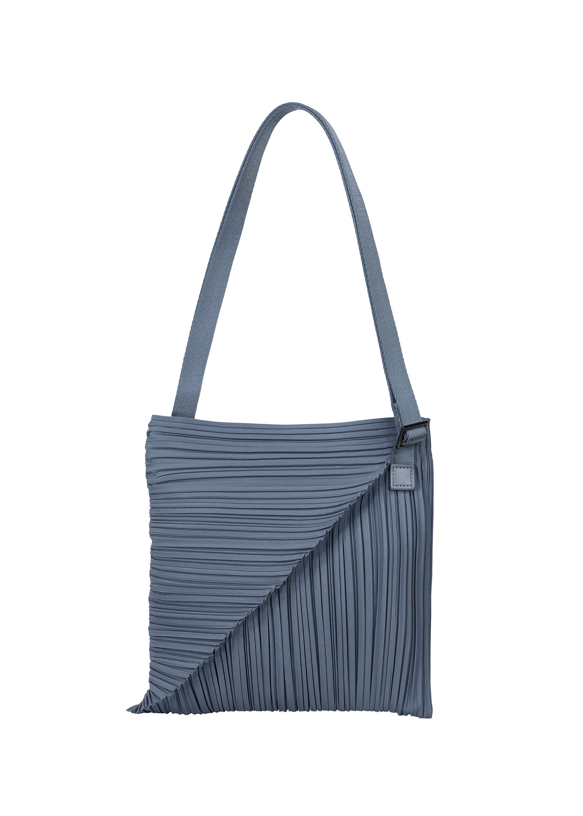 DIAGONAL PLEATS BAG