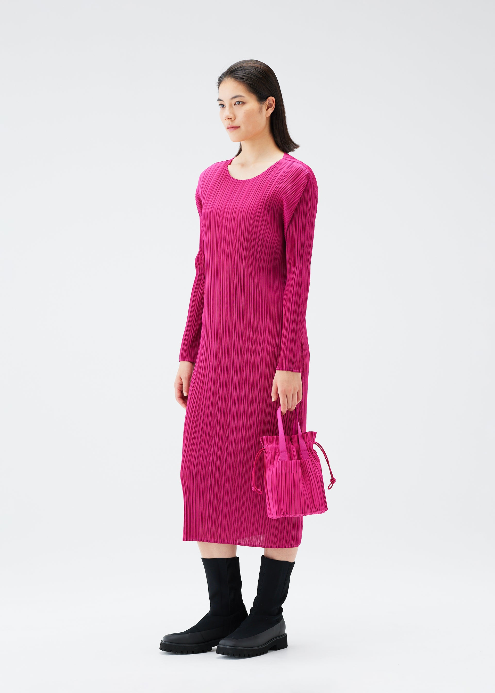 PLEATS PLEASE ISSEY MIYAKE – ISSEY MIYAKE ONLINE STORE