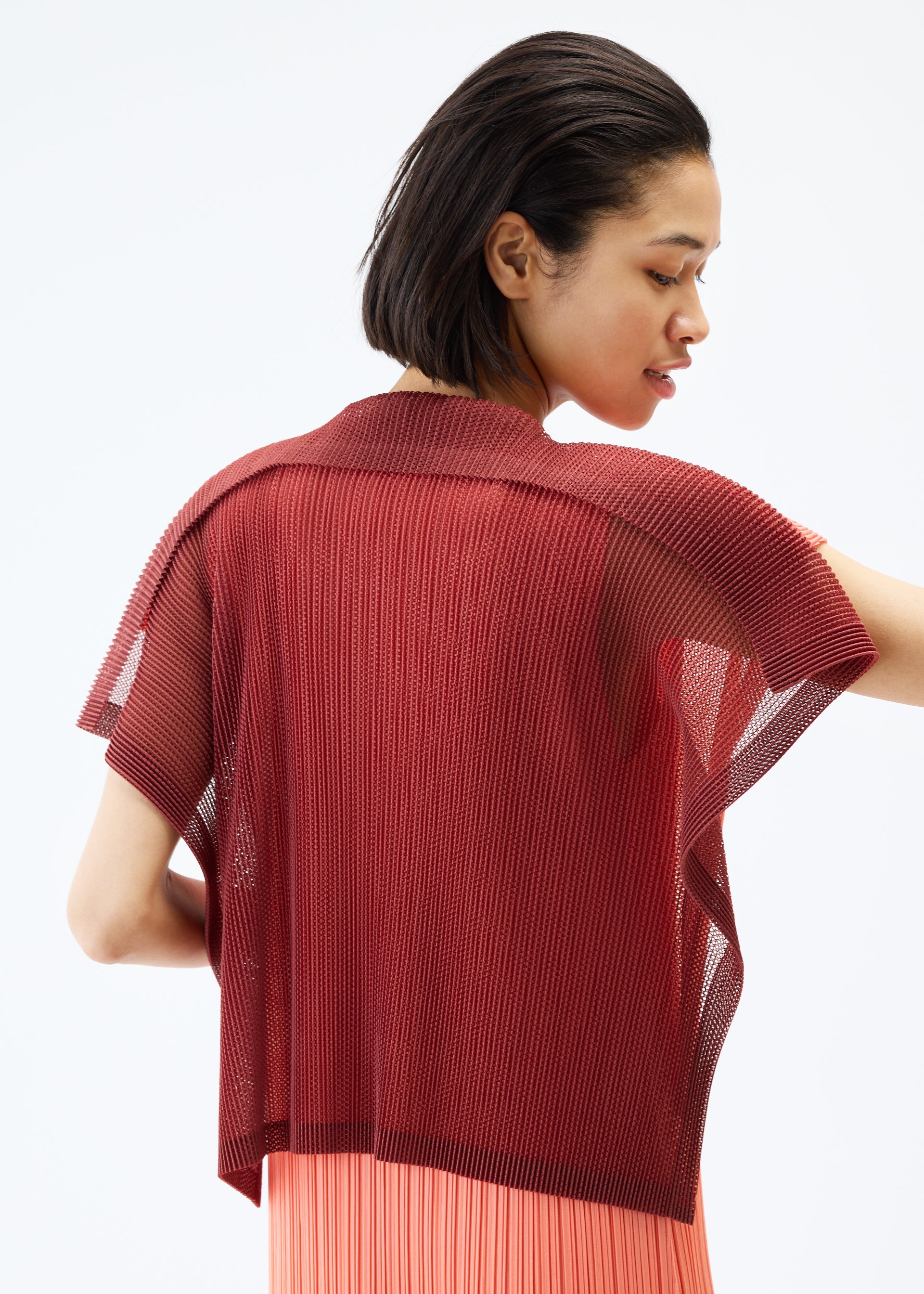 SHEER SQUARE