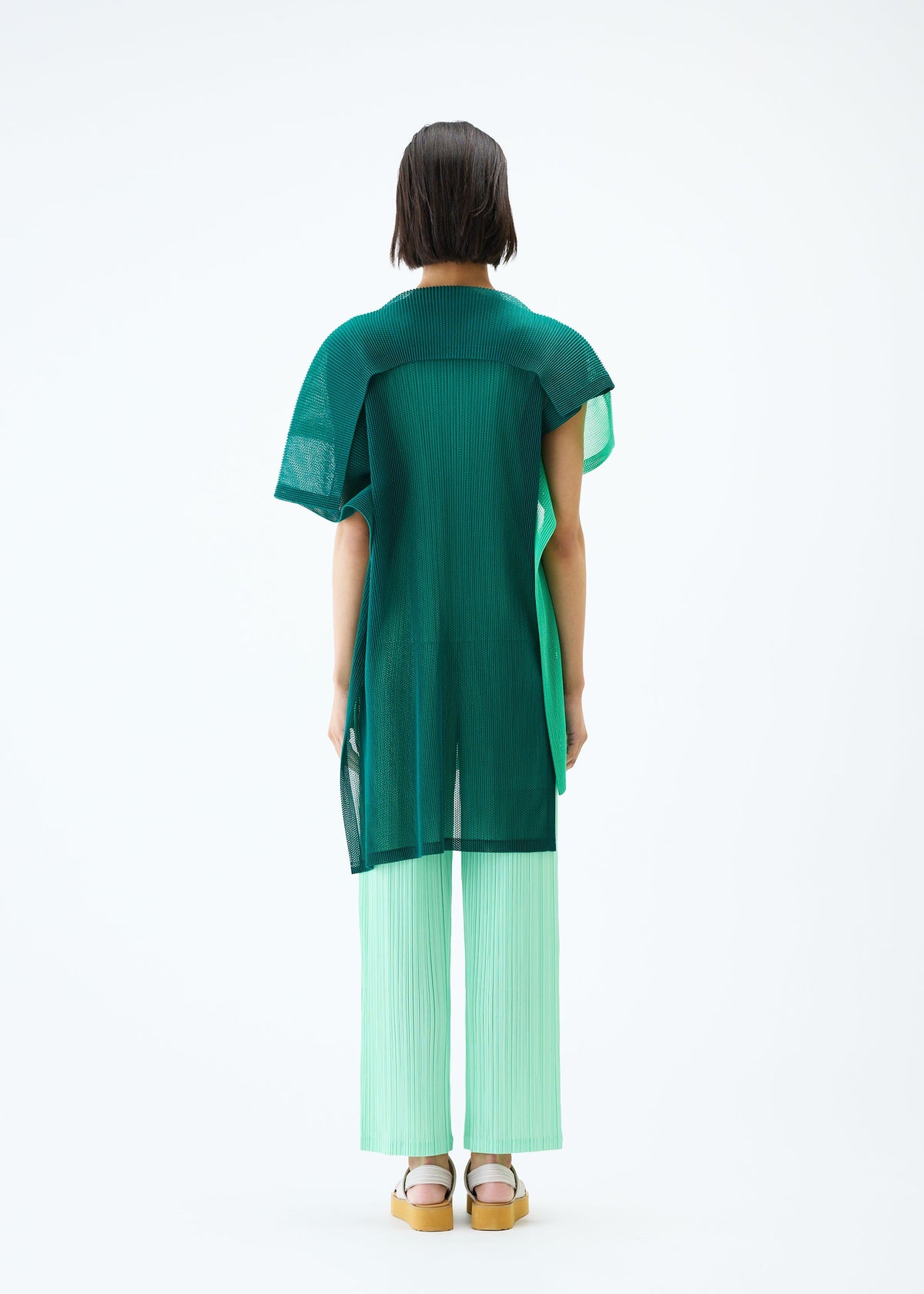 SHEER SQUARE