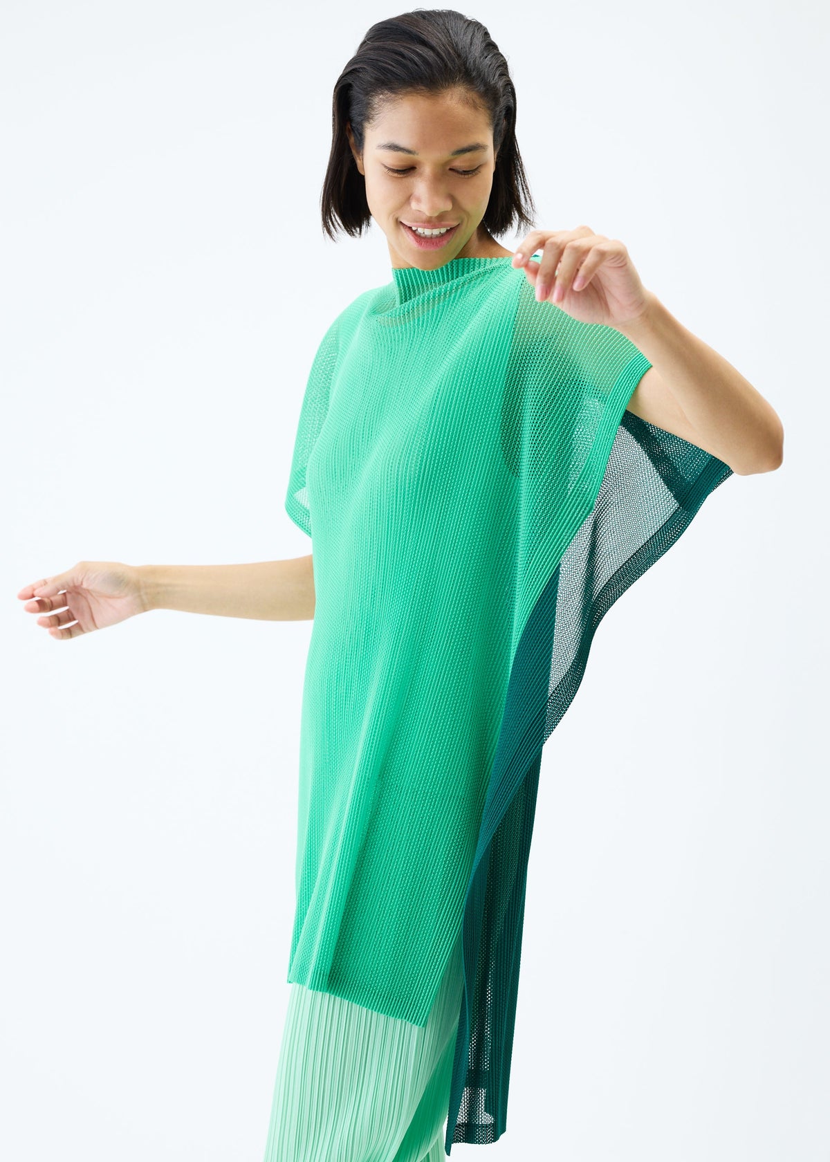 SHEER SQUARE