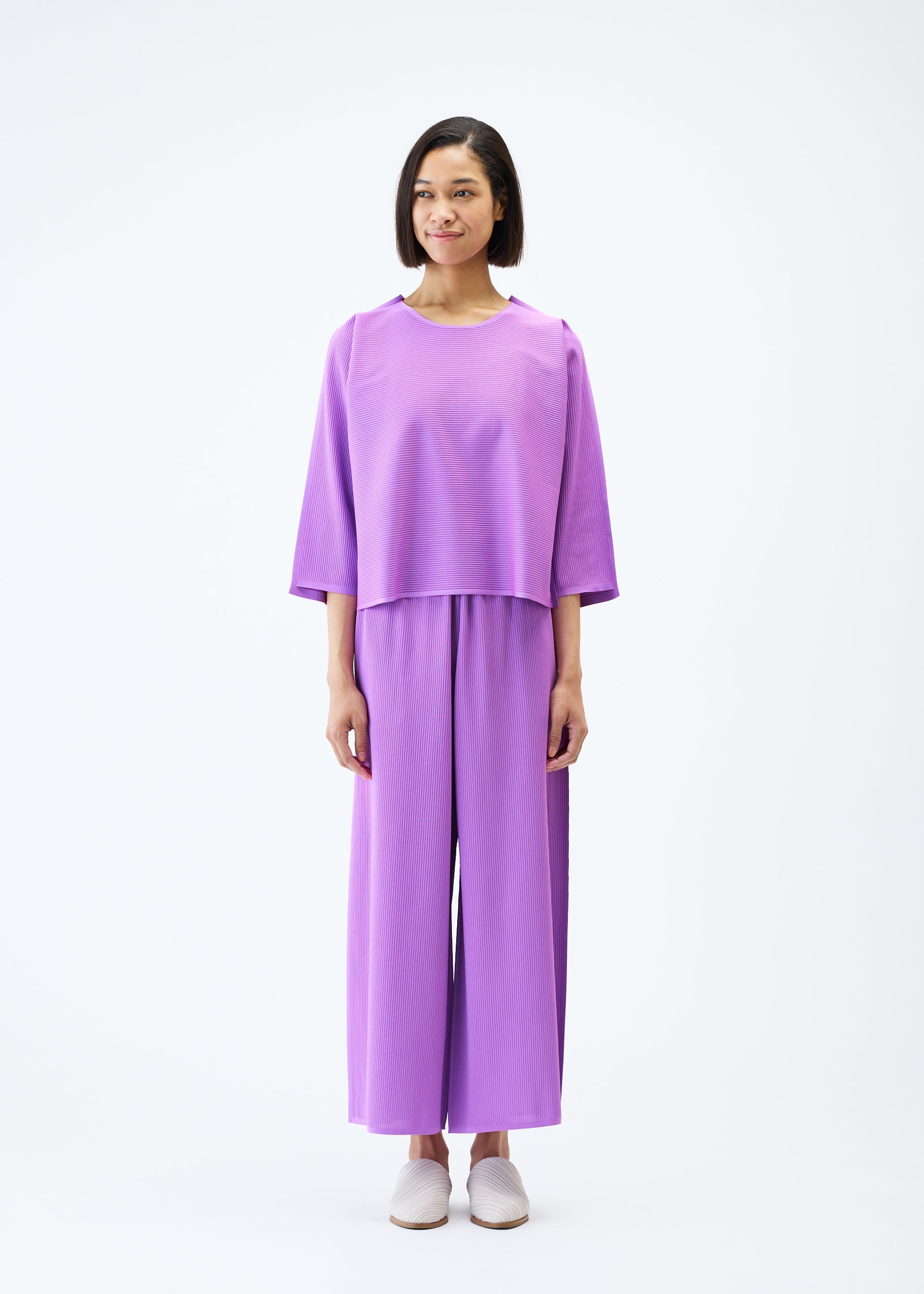 WOMEN / Pants – ISSEY MIYAKE ONLINE STORE