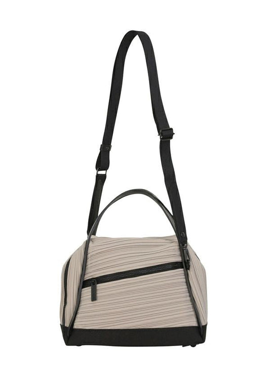 BIAS PLEATS BAG view 1