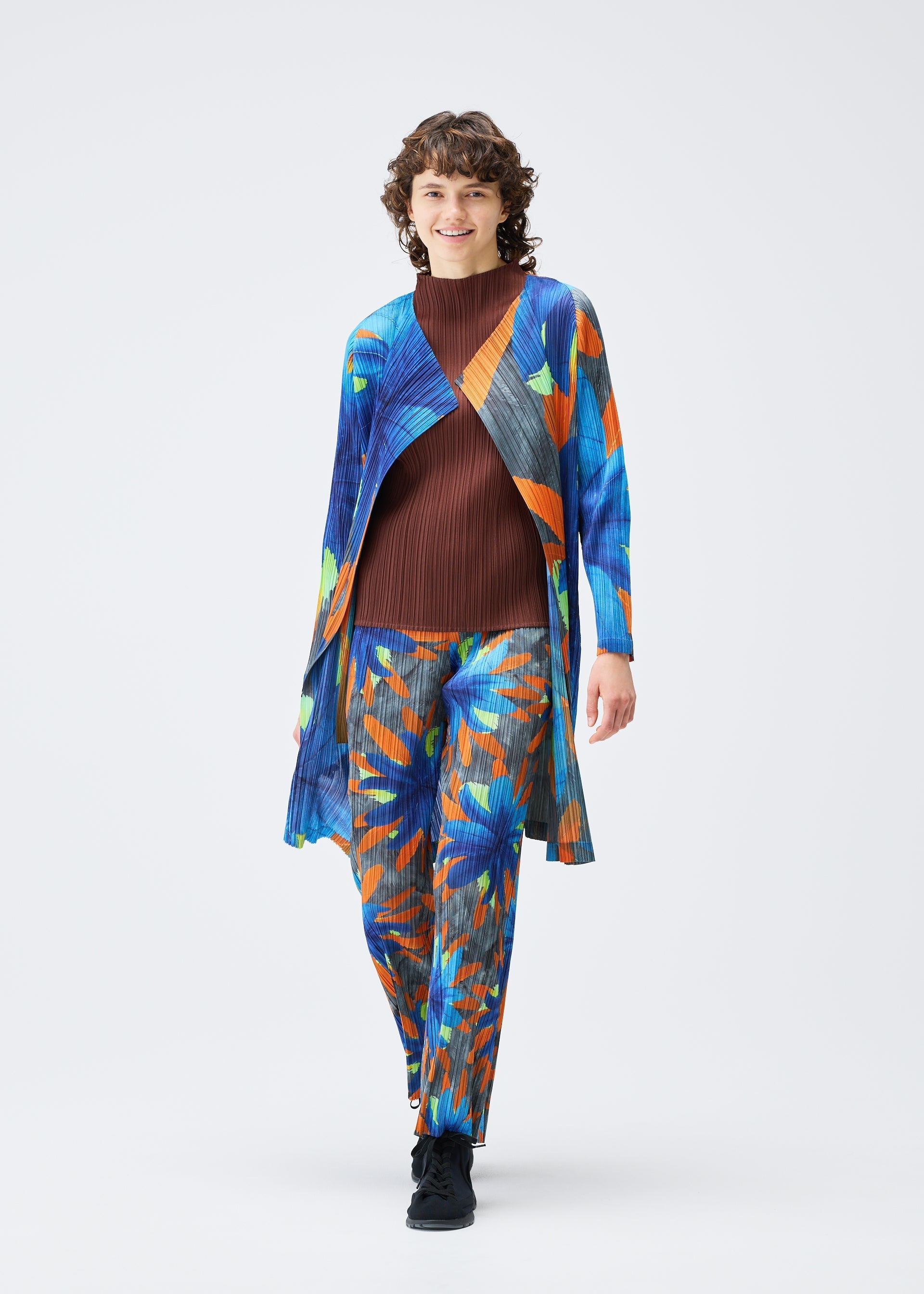 Zoomed view CARNIVAL