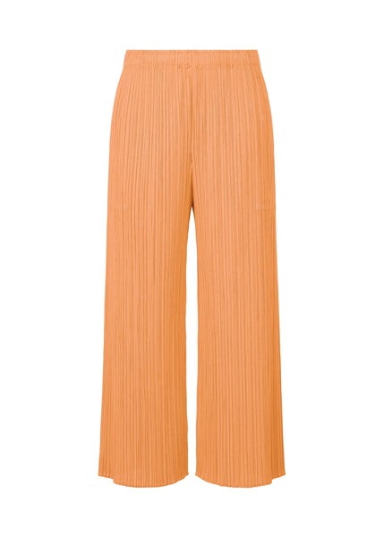 MONTHLY COLORS : AUGUST – ISSEY MIYAKE ONLINE STORE