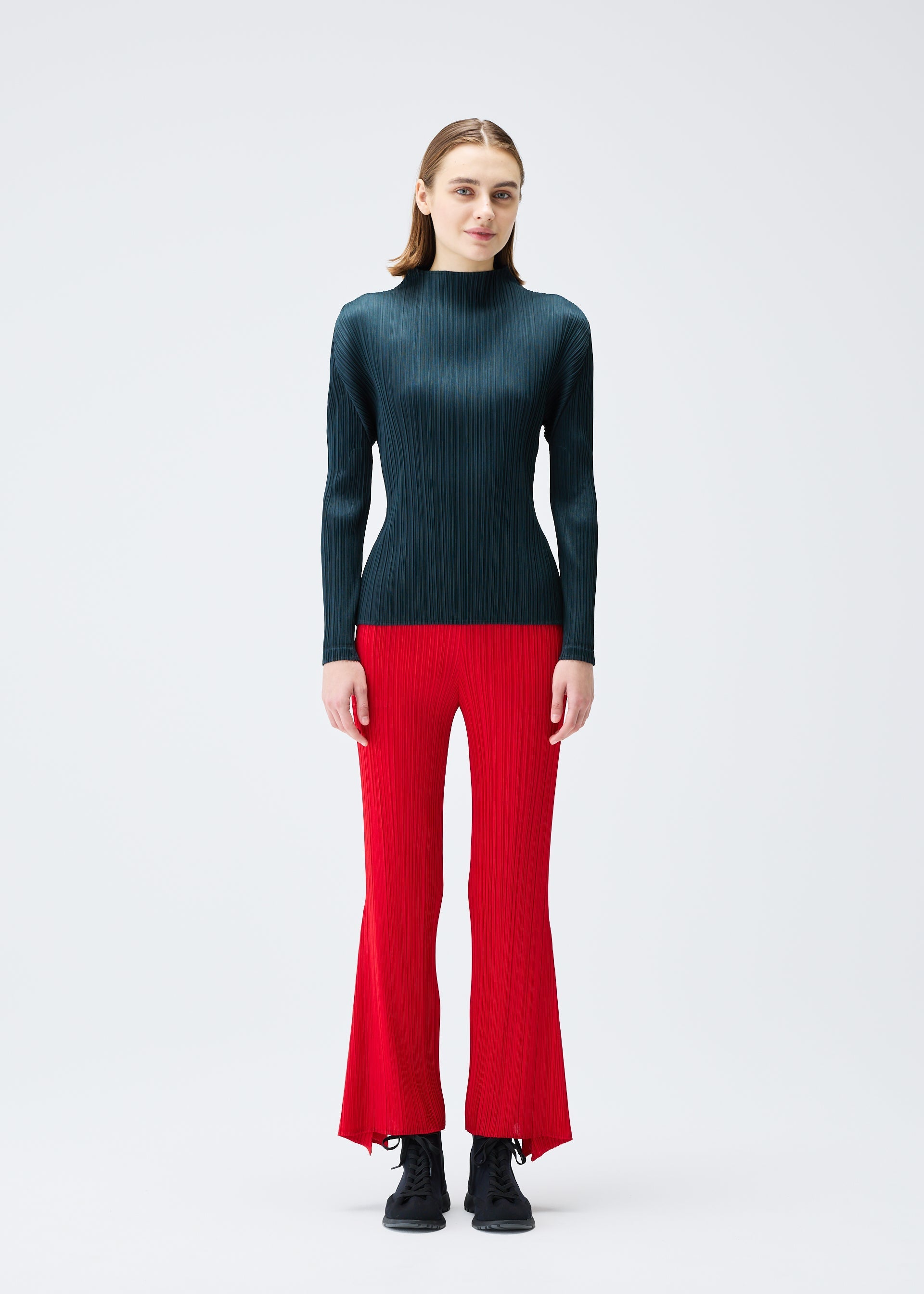 PLEATS PLEASE ISSEY MIYAKE – ISSEY MIYAKE ONLINE STORE