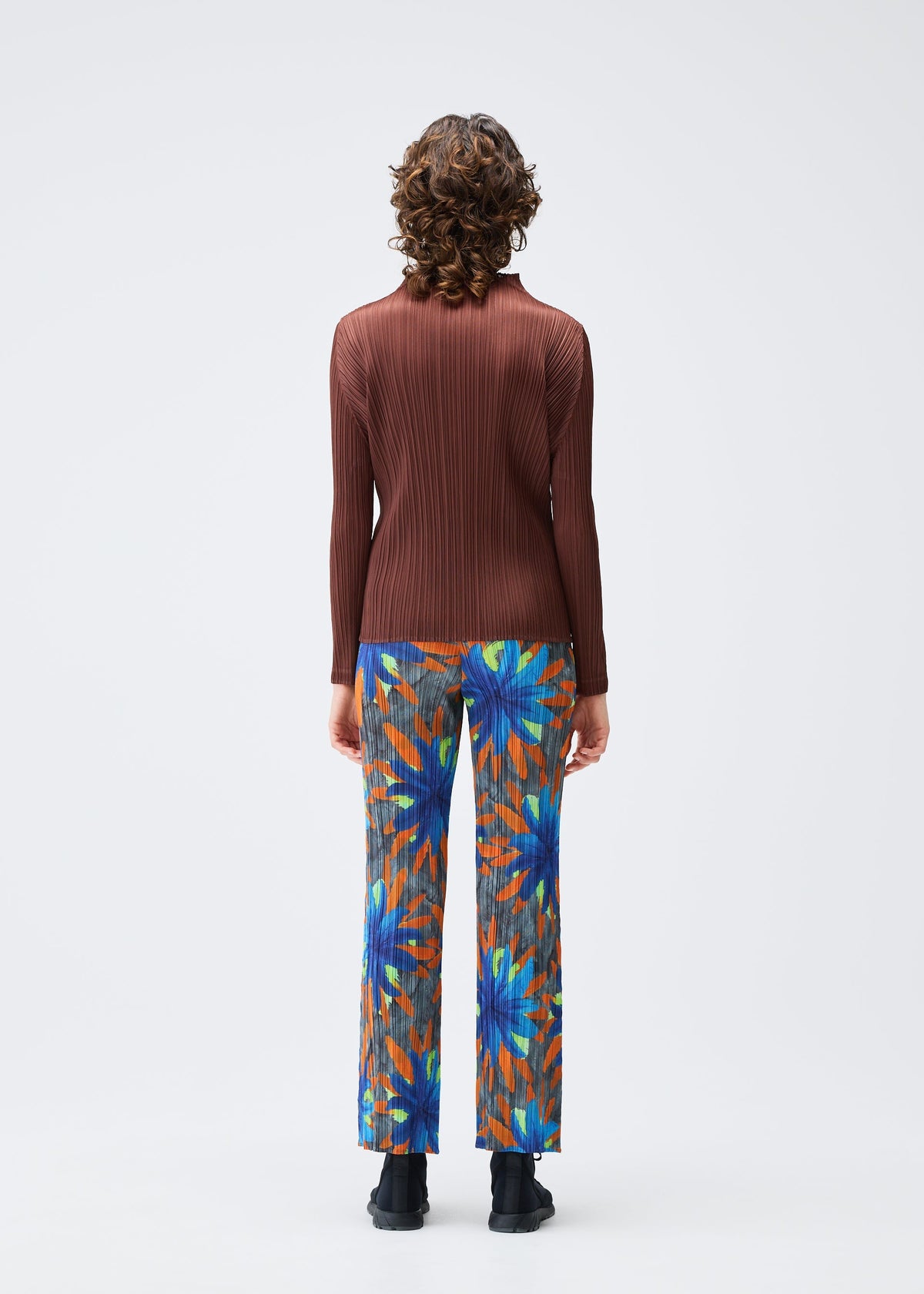 CARNIVAL view 6 of 6