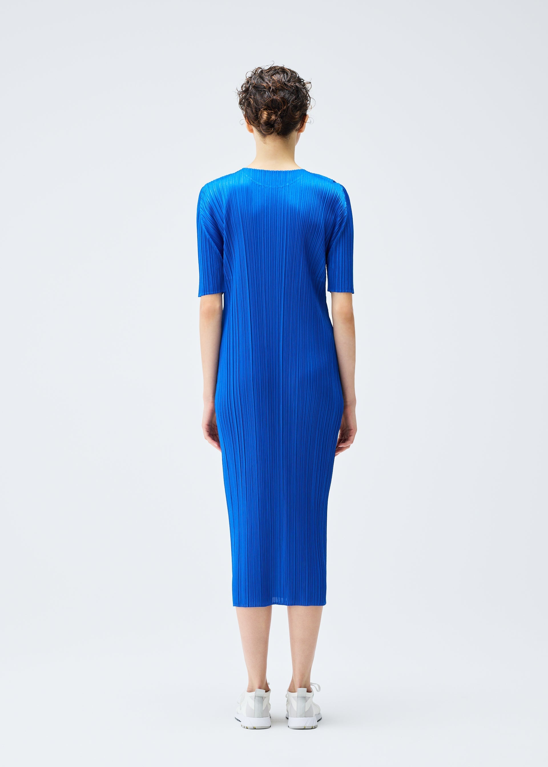 me ISSEY MIYAKE◆７分袖ブラウス/--/ポリエステル/BLU/無地/MI52KK371 楽天市場】ブラウス 七分袖（ブランドイッセイミヤケ