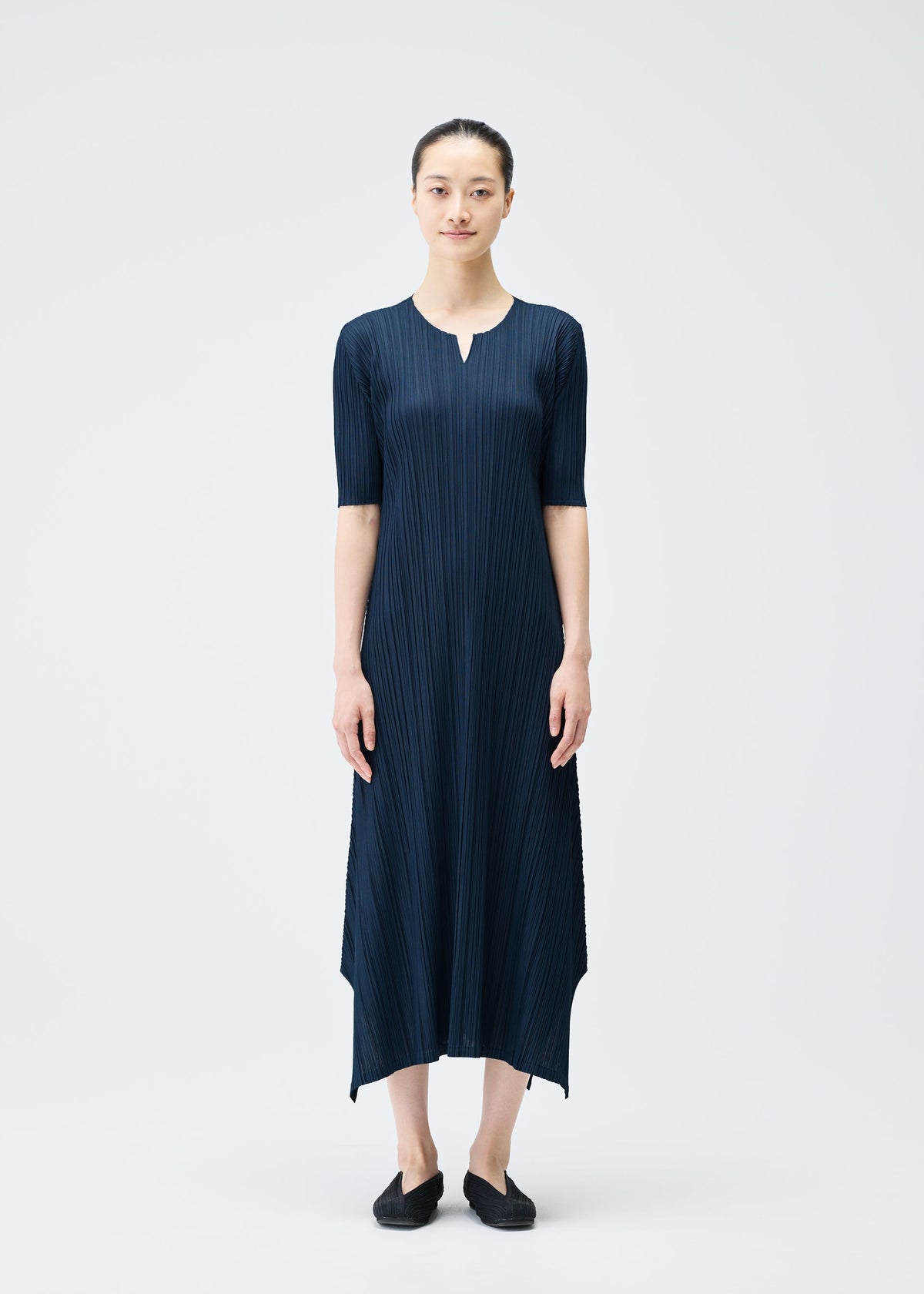 MELLOW PLEATS