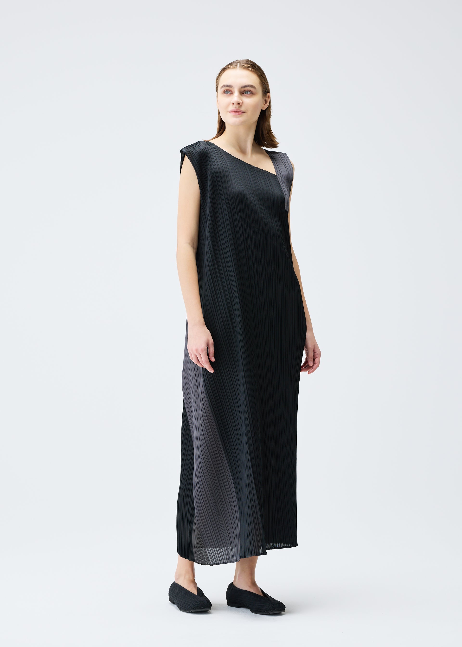 国内買付 PLEATS PLEASE ISSEY MIYAKE POINTE POINTE – ISSEY MIYAKE ONLINE STORE