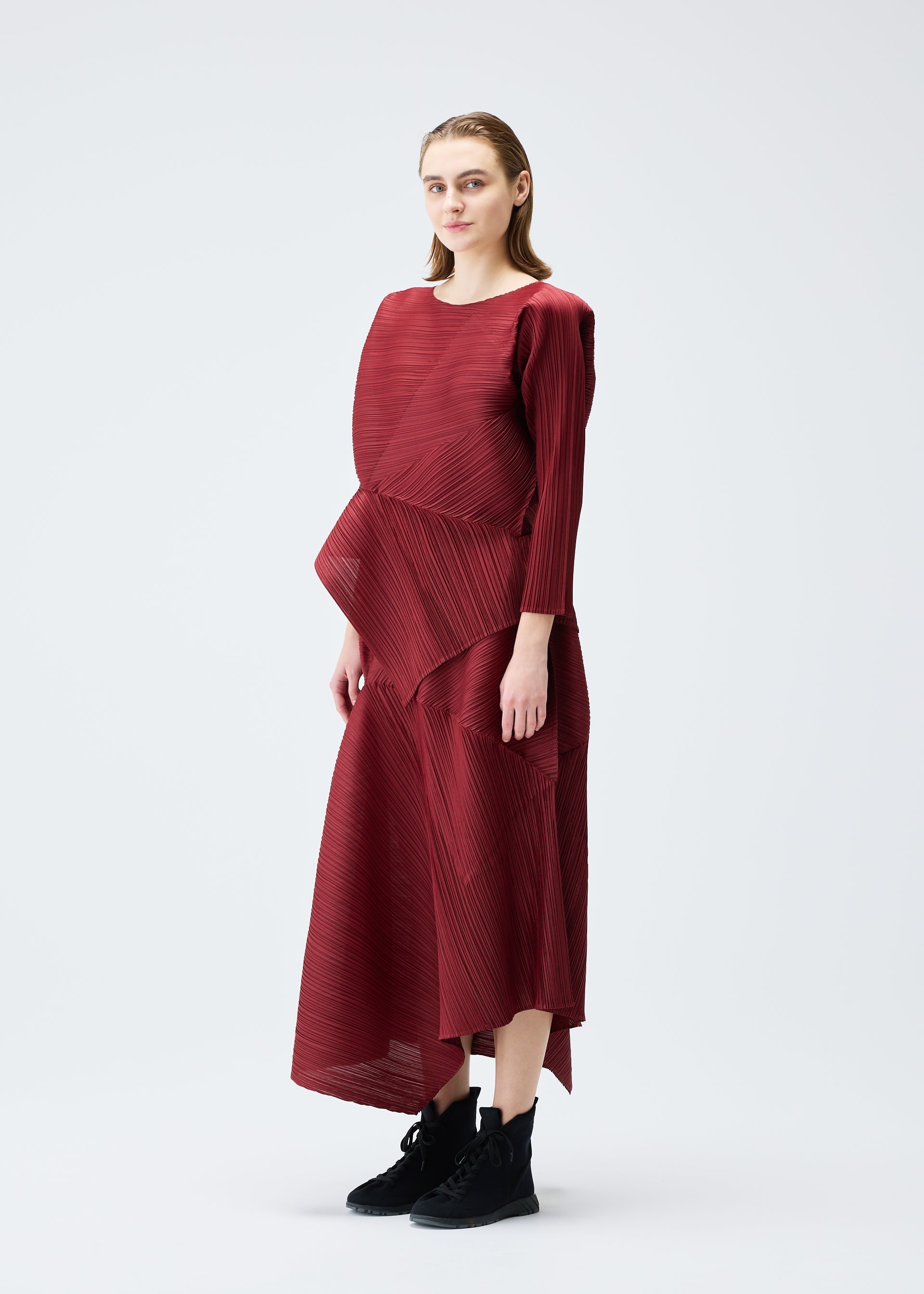 イッポ MONTHLY COLORS : SEPTEMBER – ISSEY MIYAKE ONLINE STORE