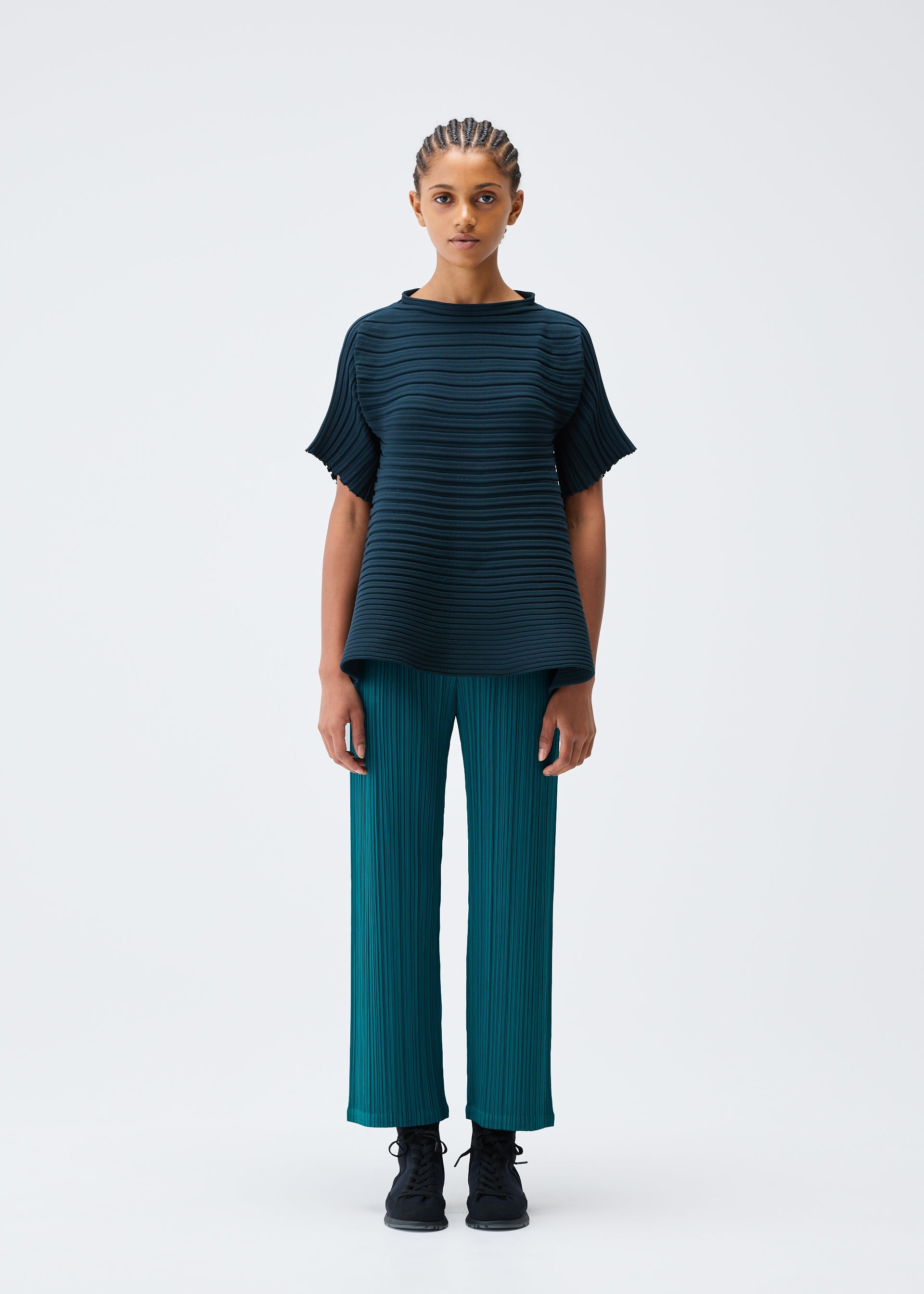 Zoomed view BOUNCE KNIT