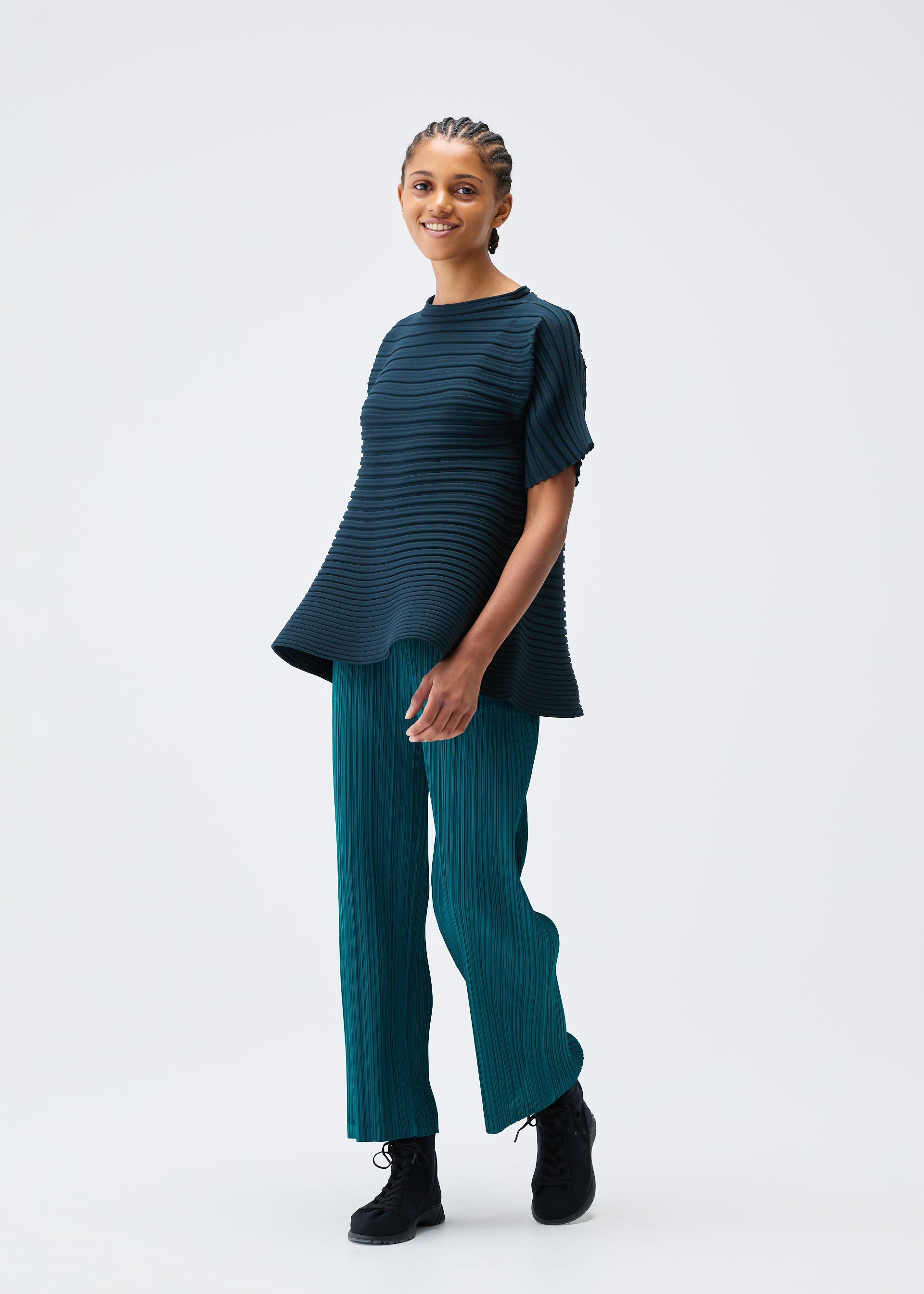 Zoomed view BOUNCE KNIT