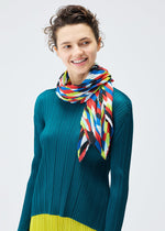 DANCING SQUARE SCARF