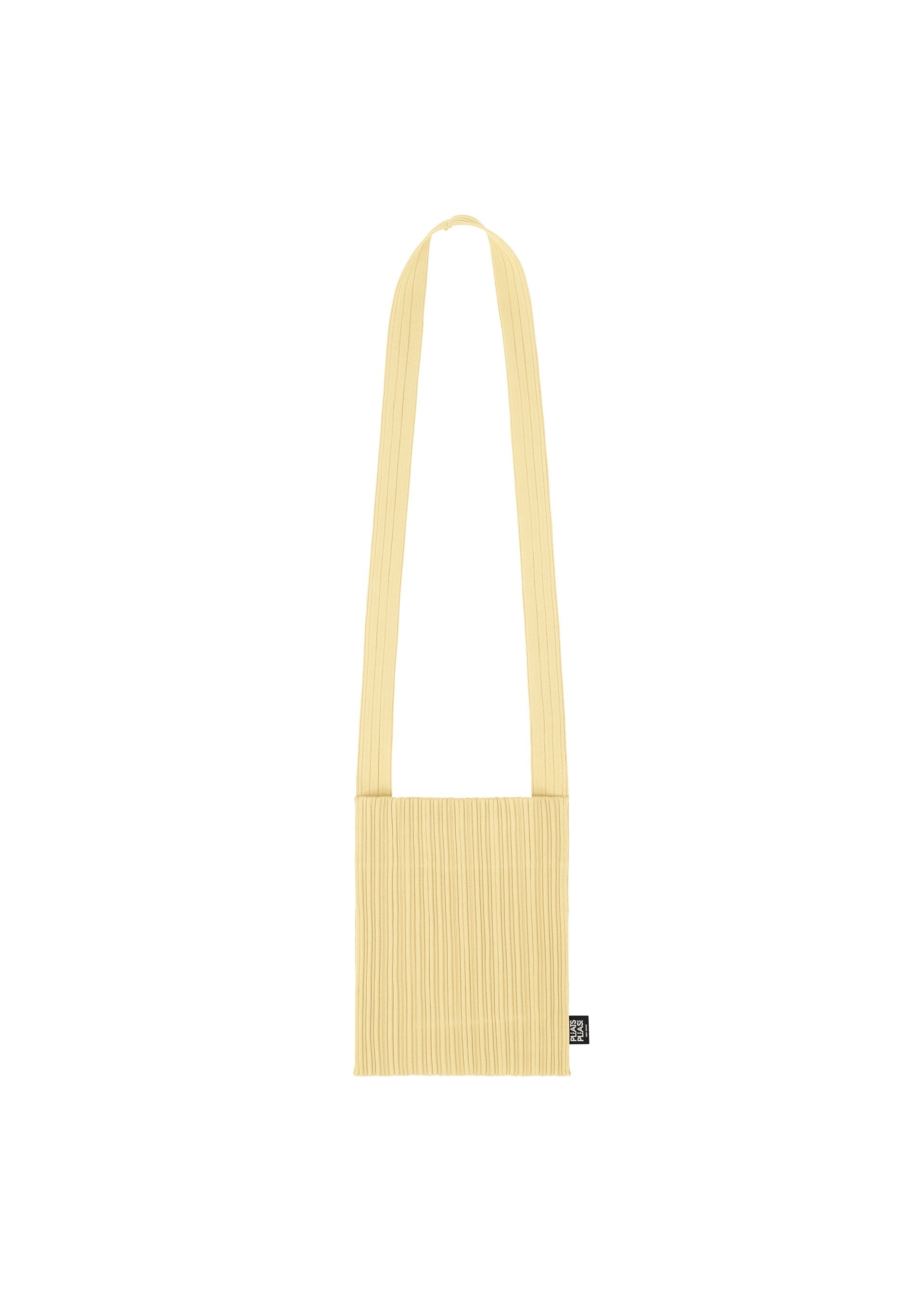 SHOULDER BAGS – ISSEY MIYAKE ONLINE STORE