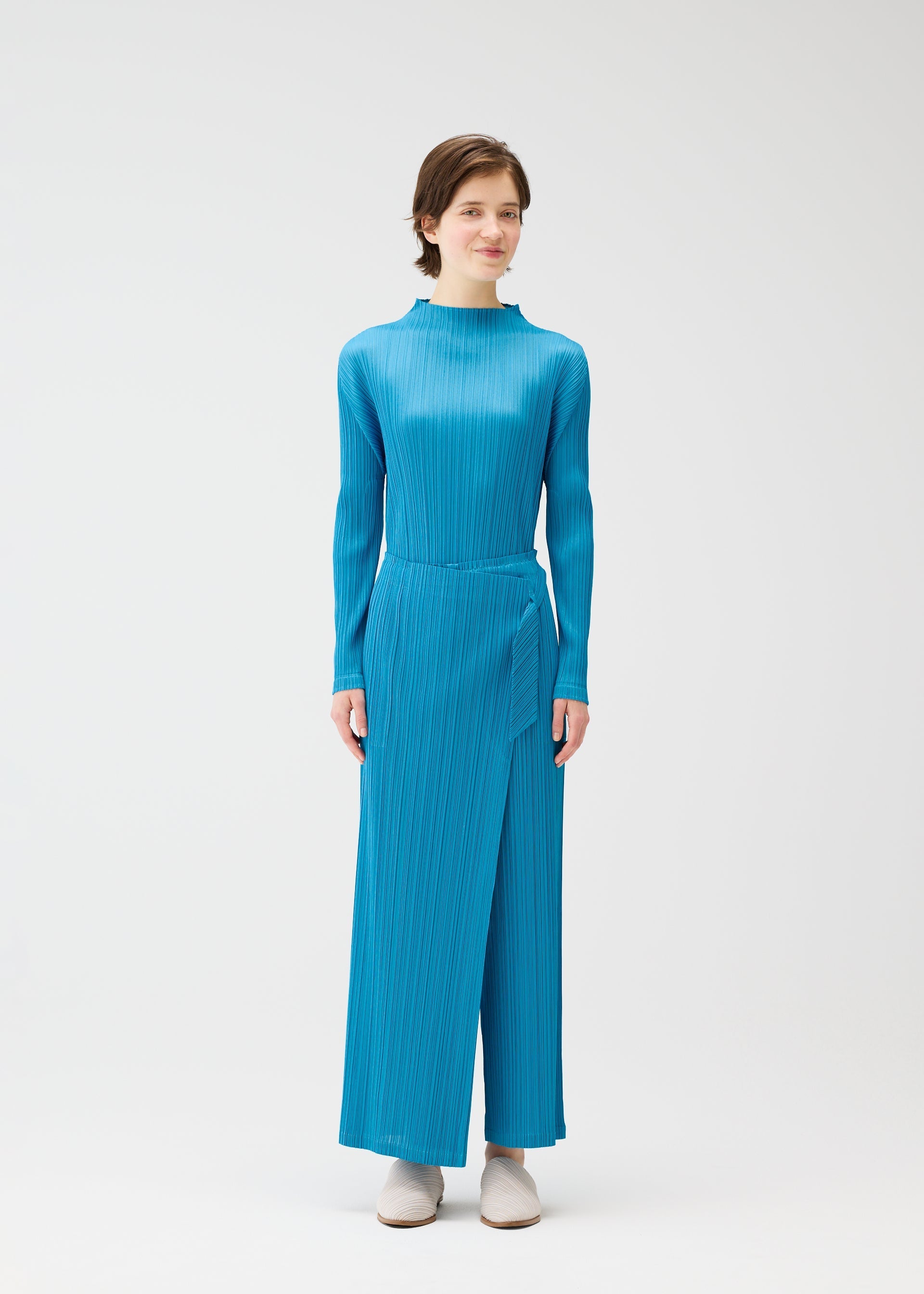 PLEATS PLEASE ISSEY MIYAKE – ISSEY MIYAKE ONLINE STORE