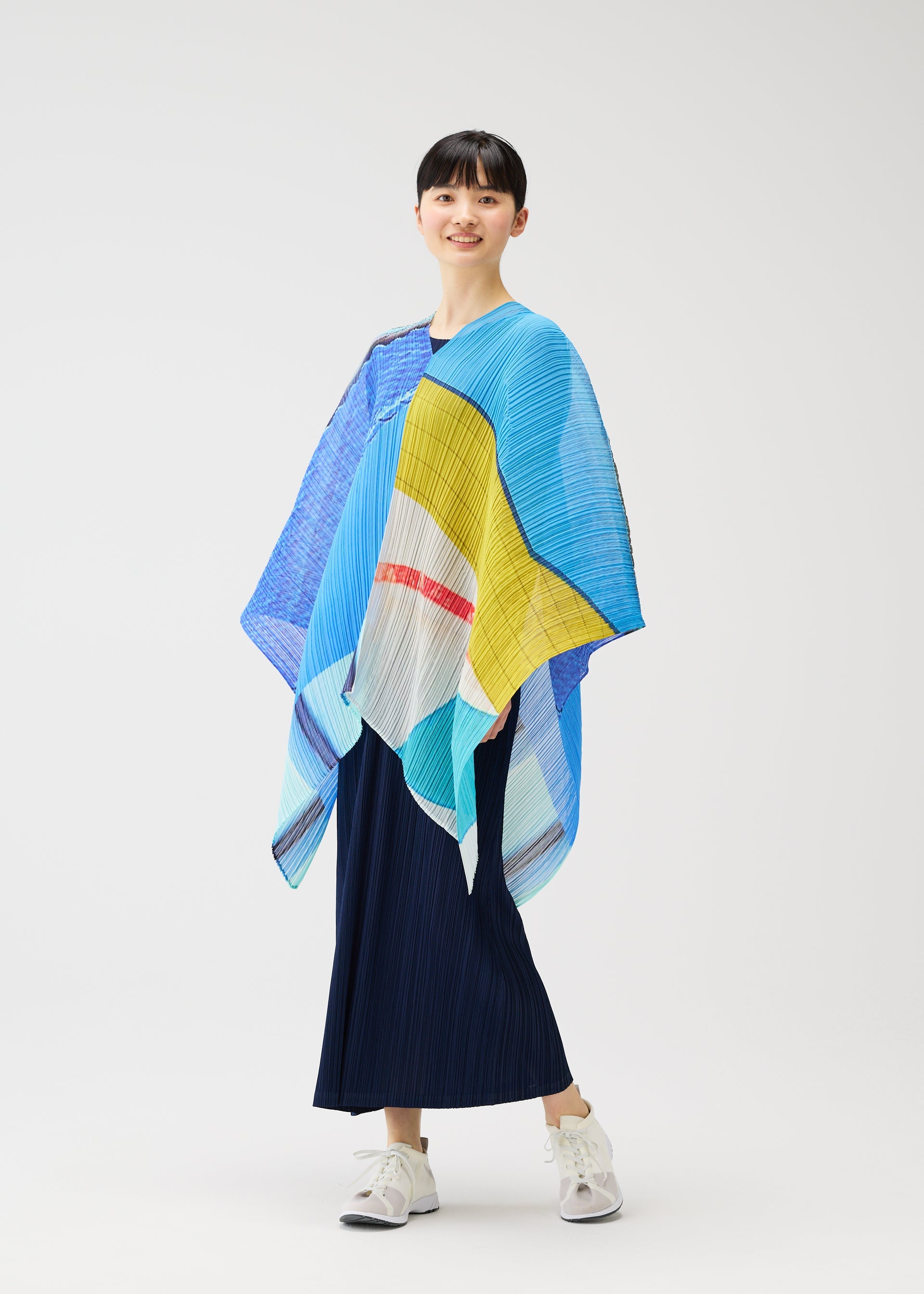 MADAME-T – ISSEY MIYAKE ONLINE STORE