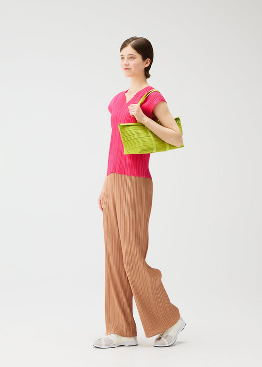 PLEATS BOSTON BAG view 2