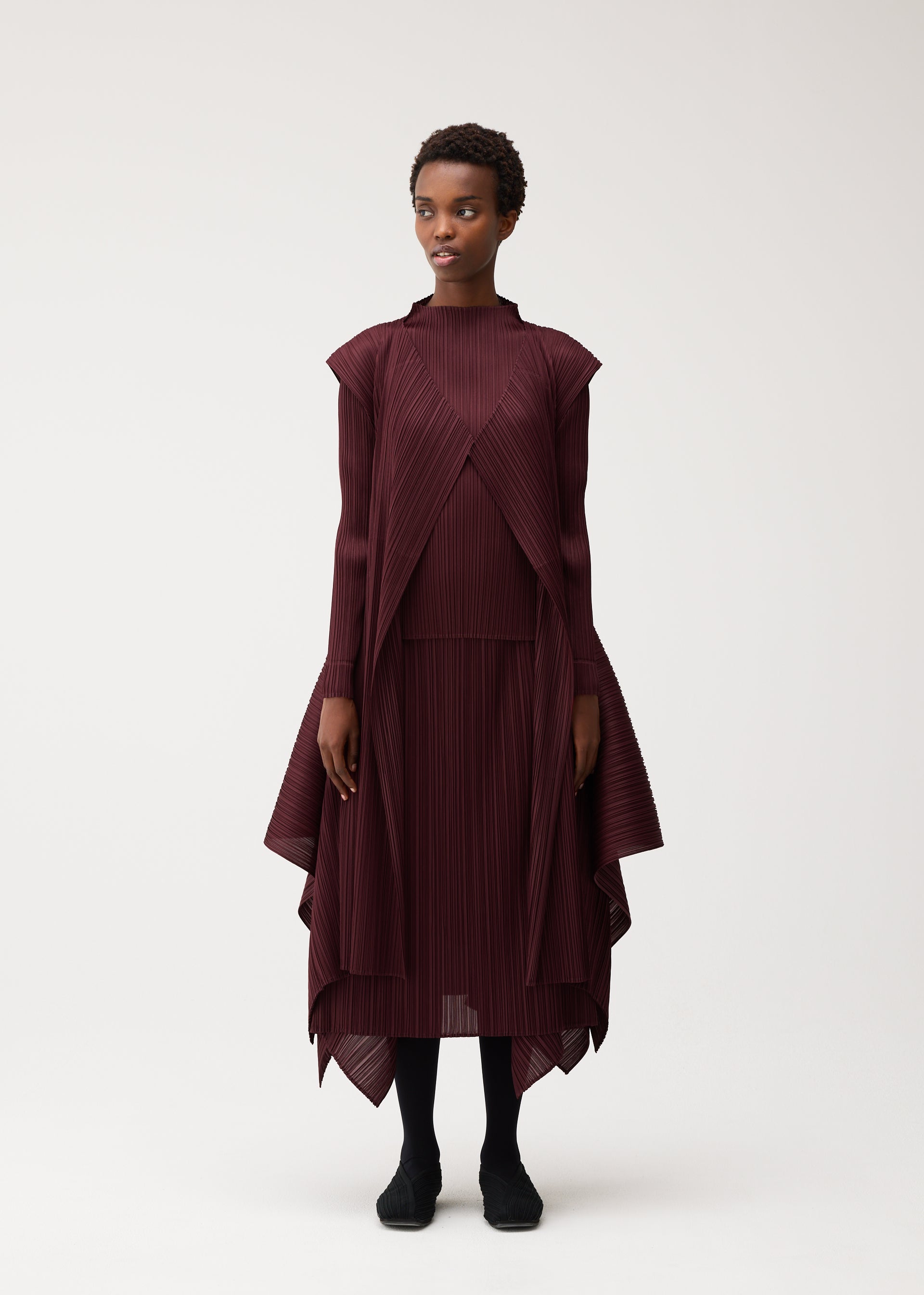 PLEATS PLEASE ISSEY MIYAKE – ISSEY MIYAKE ONLINE STORE