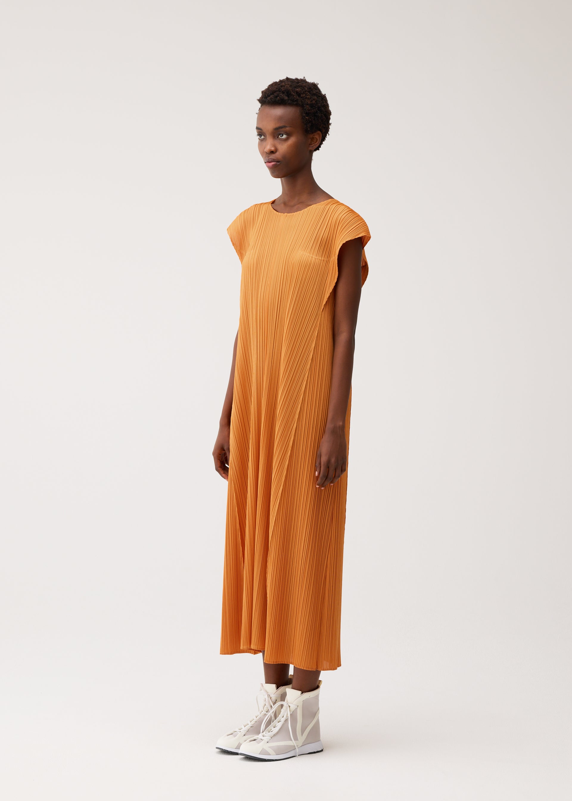 BOUQUET – ISSEY MIYAKE ONLINE STORE