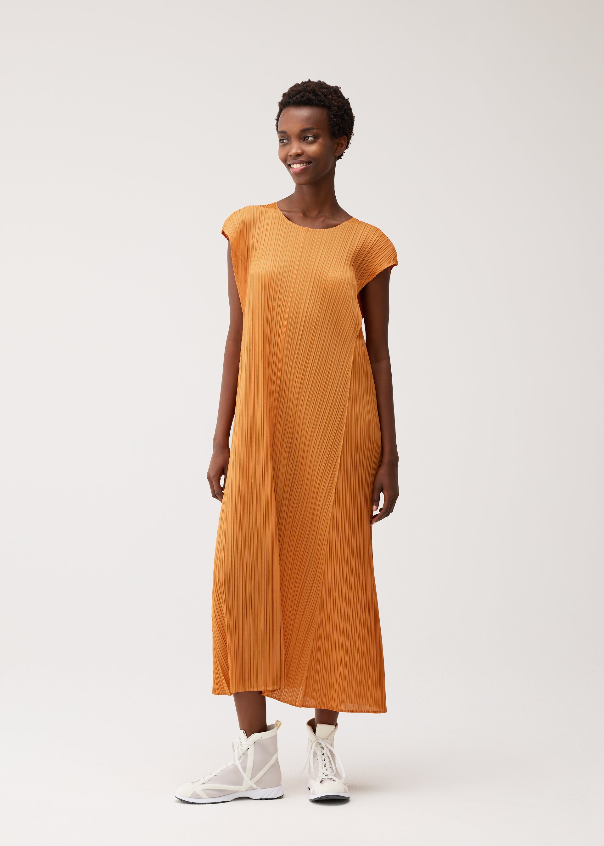 BOUQUET – ISSEY MIYAKE ONLINE STORE