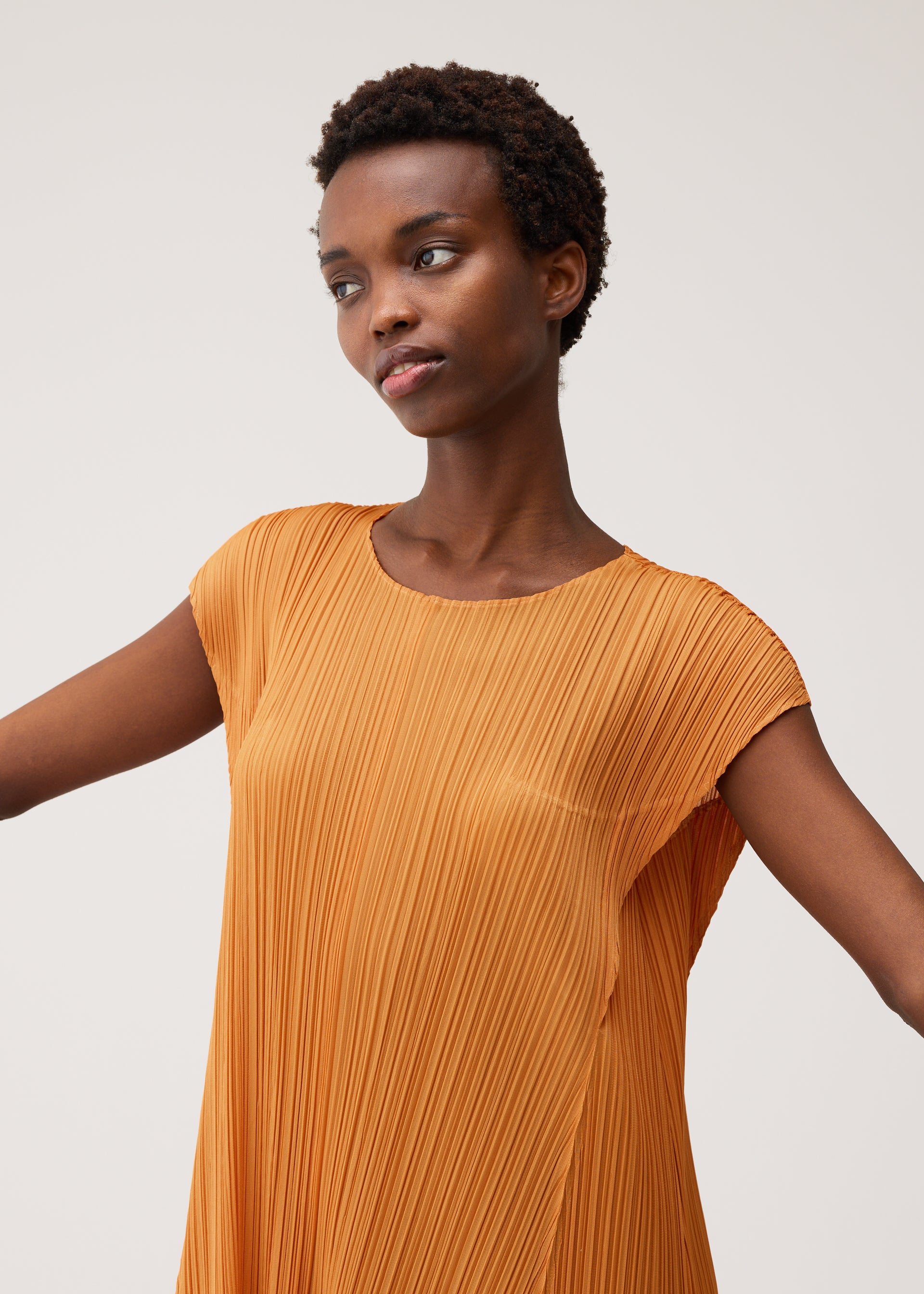BOUQUET – ISSEY MIYAKE ONLINE STORE
