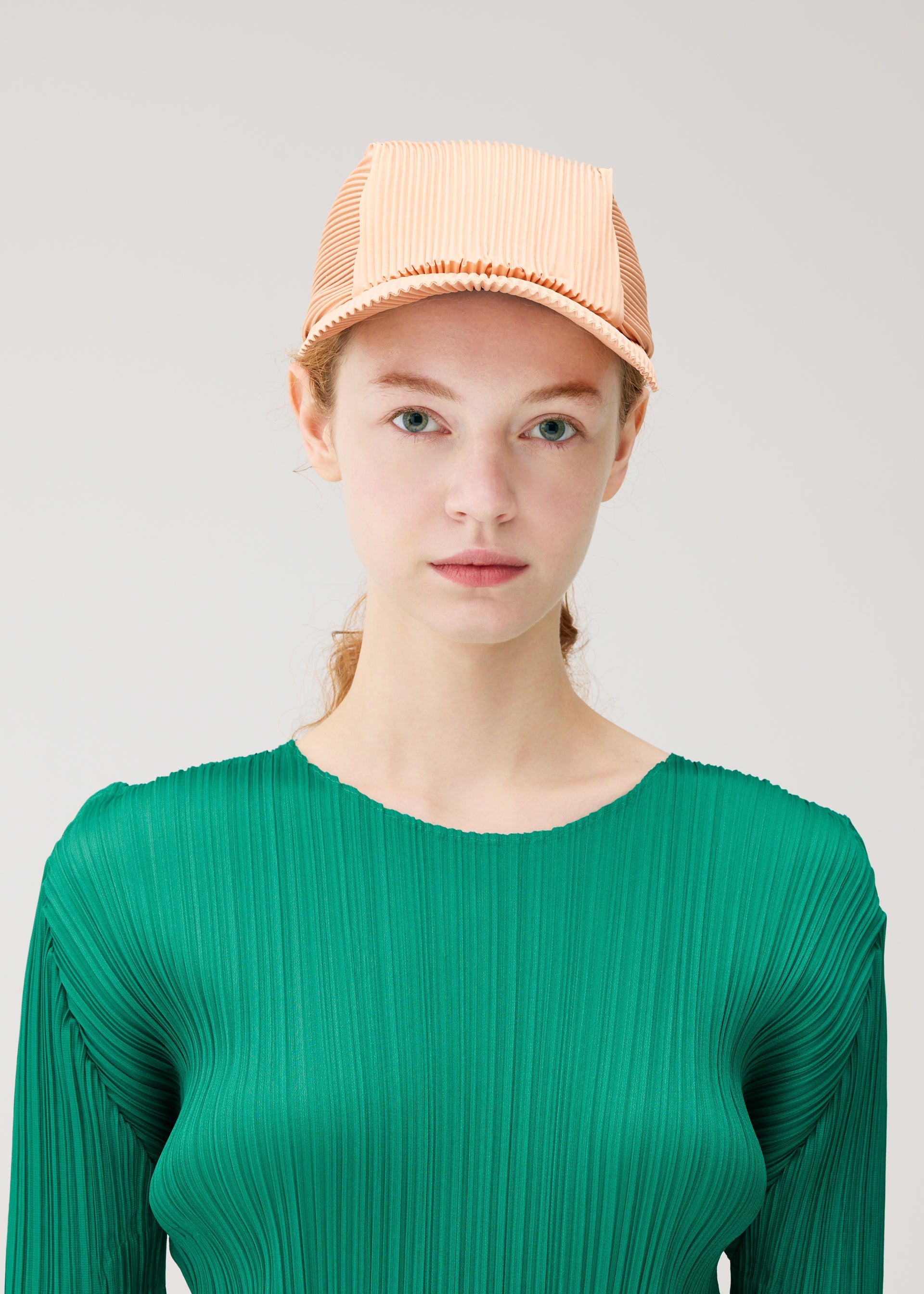 HATS – ISSEY MIYAKE ONLINE STORE