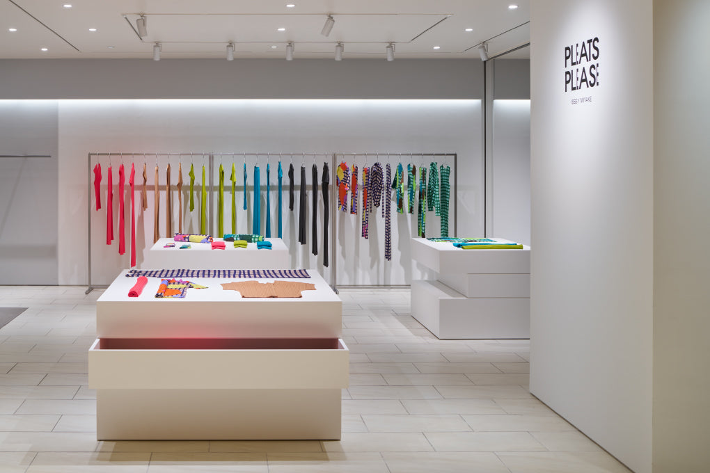 ISSEY MIYAKE SHINJUKU | SHIKAKU – ISSEY MIYAKE ONLINE STORE