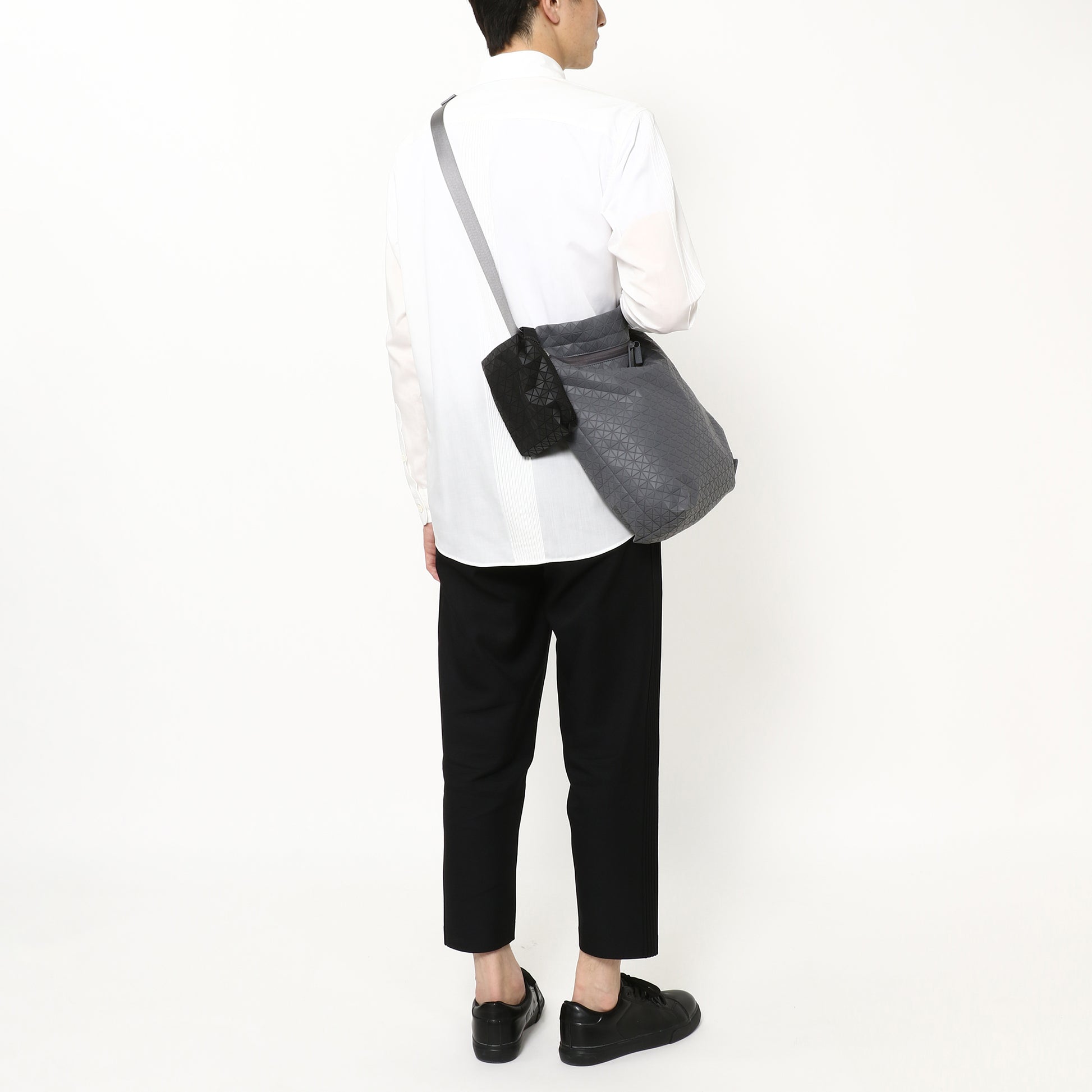 BEETLE SHOULDER BAG